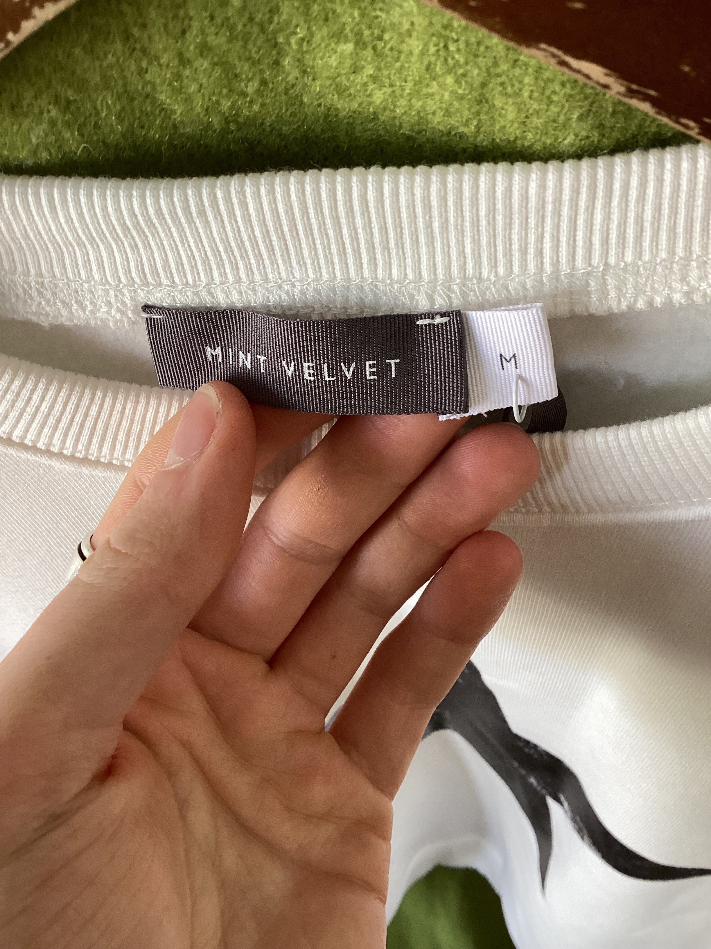 Mint Velvet White Star Sweatshirt Size M - Image 4