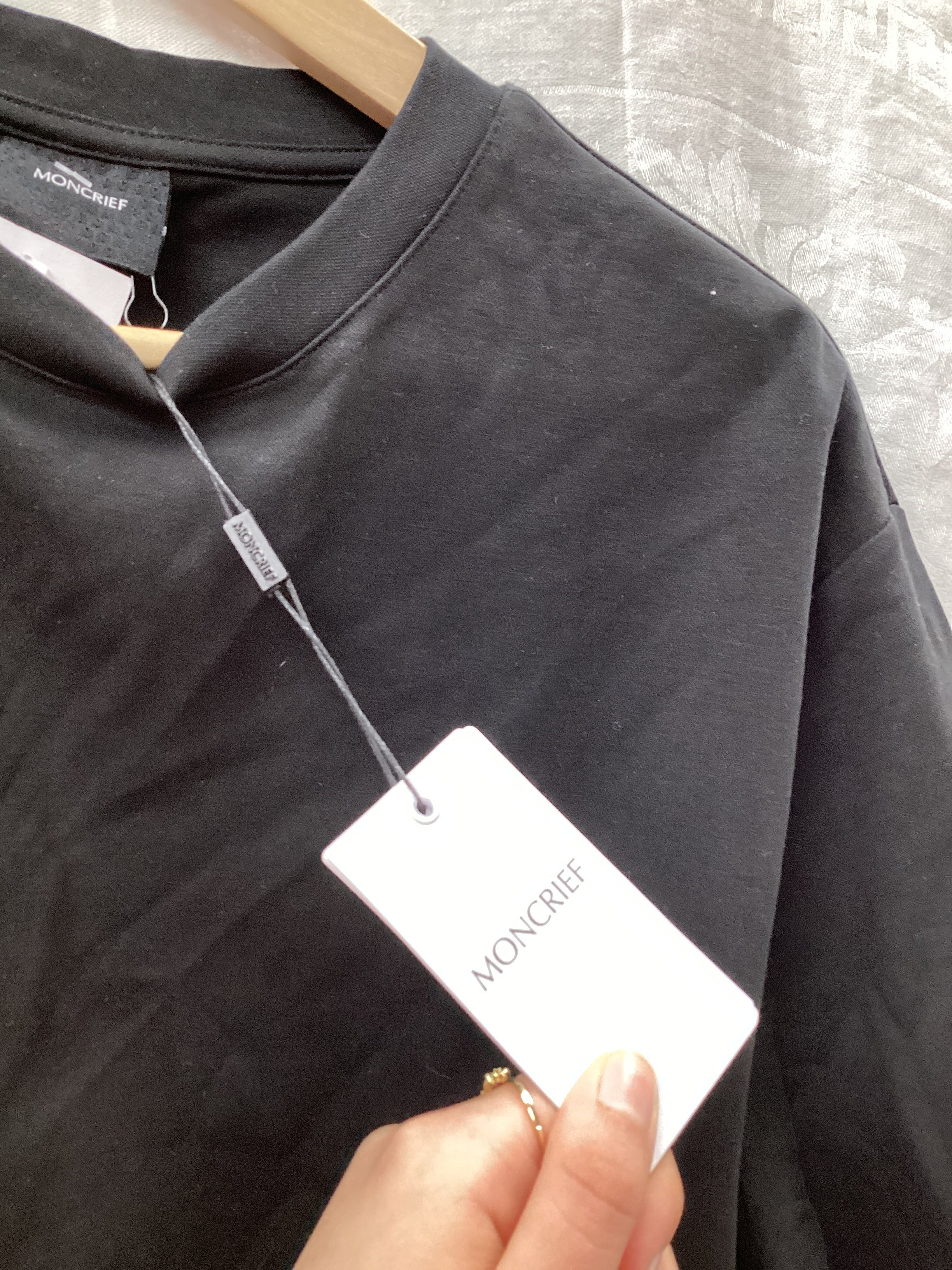 Moncrief Black T-shirt M - Image 3
