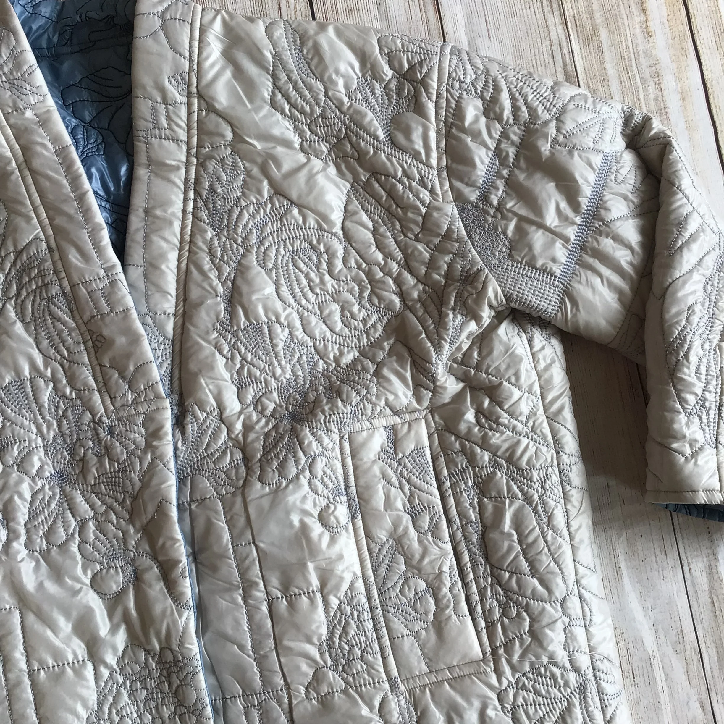 Munthe Blue Cream Emu Embroidered Reversible Padded Jacket Size 40 - Image 10