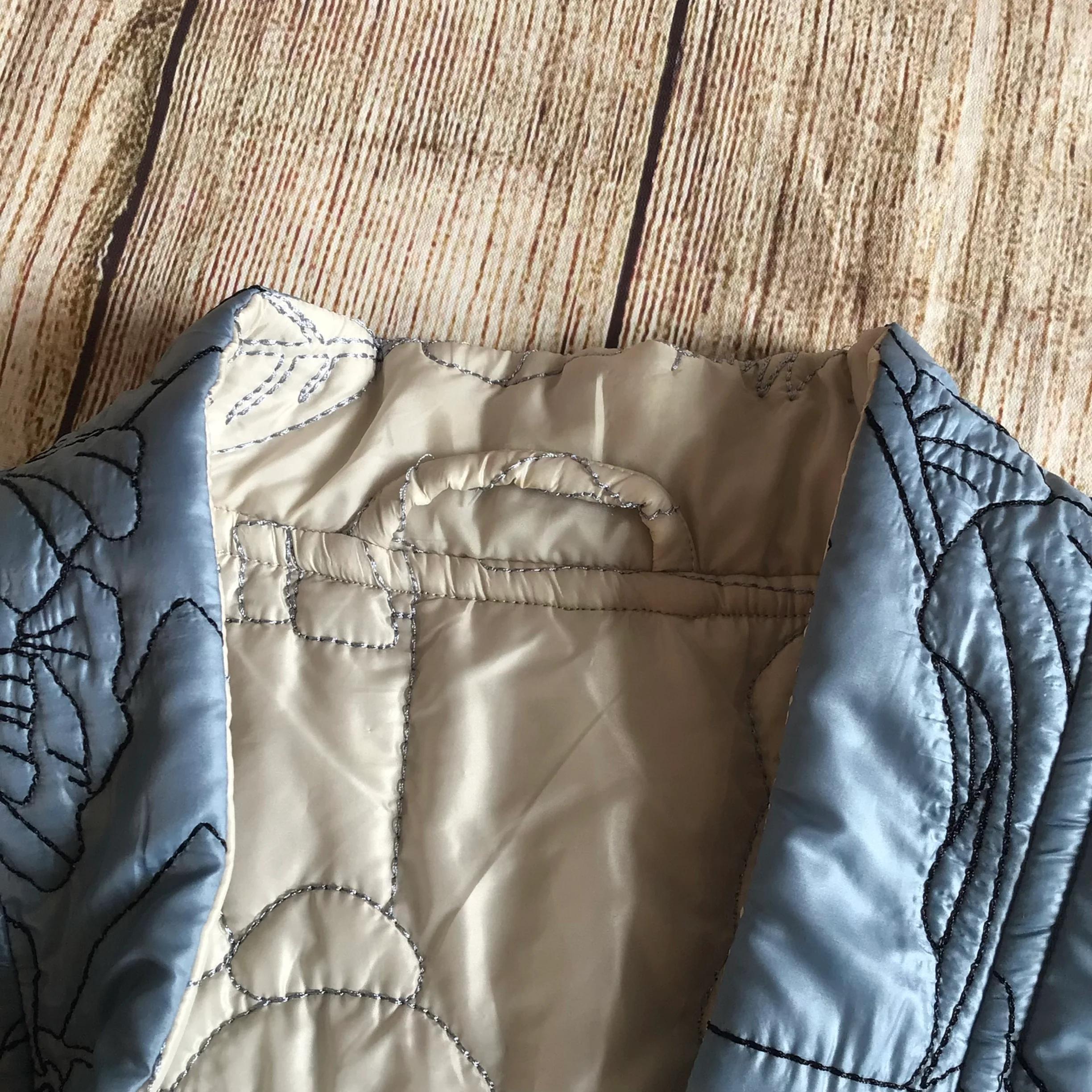 Munthe Blue Cream Emu Embroidered Reversible Padded Jacket Size 40 - Image 6