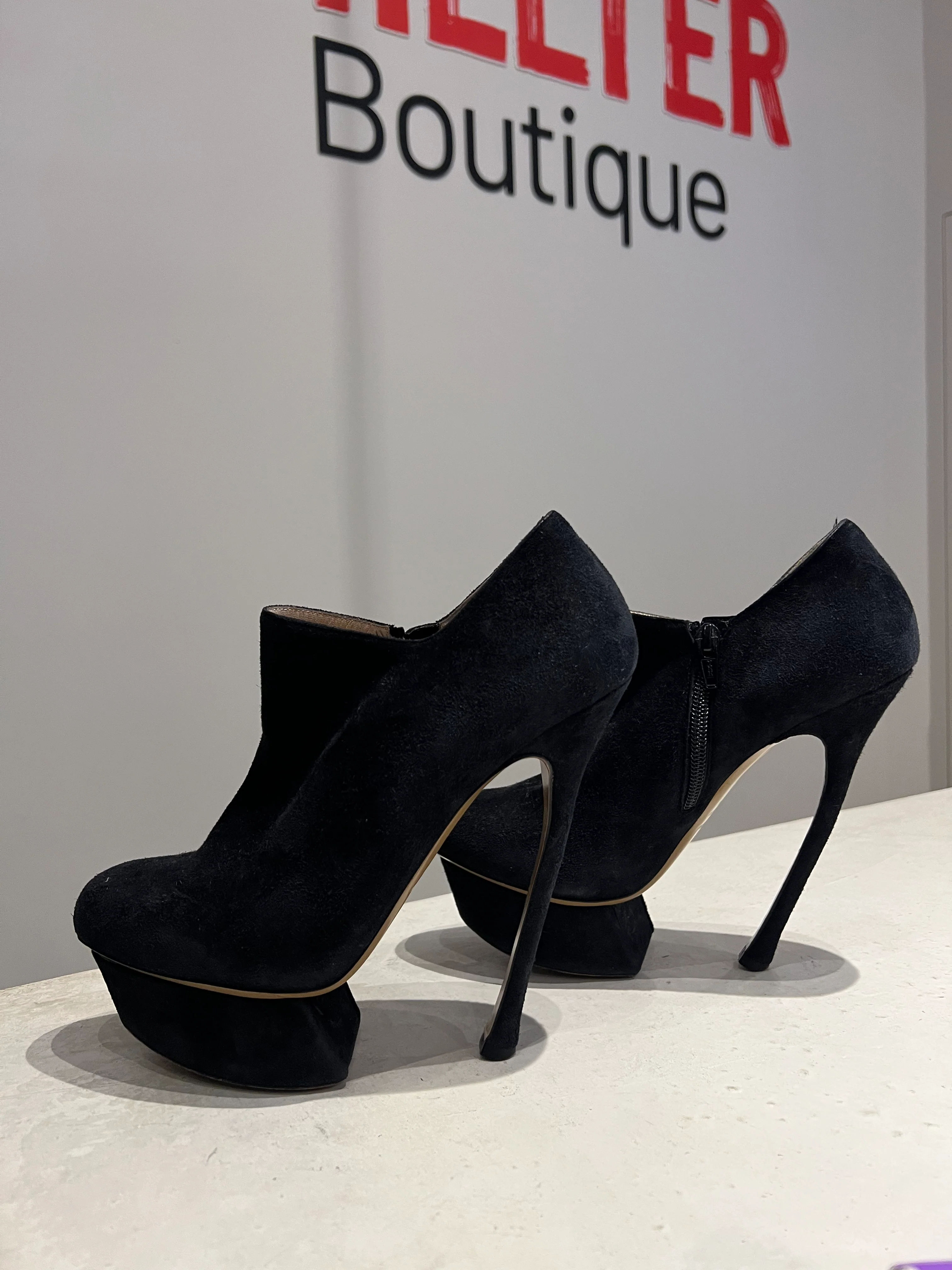 Nicholas Kirkwood Black Platform Ankle Boots Size 5