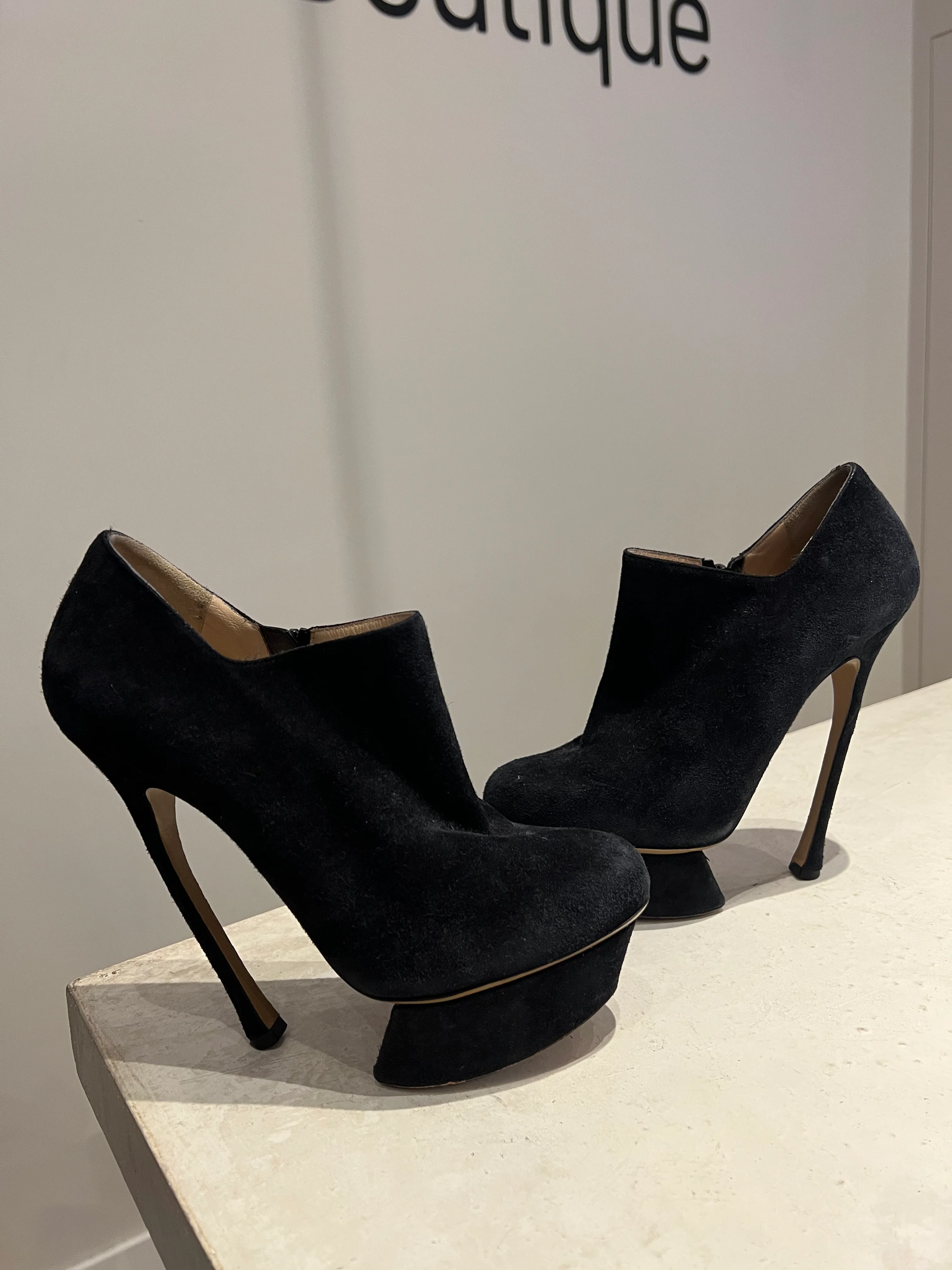 Nicholas Kirkwood Black Platform Ankle Boots Size 5 - Image 2