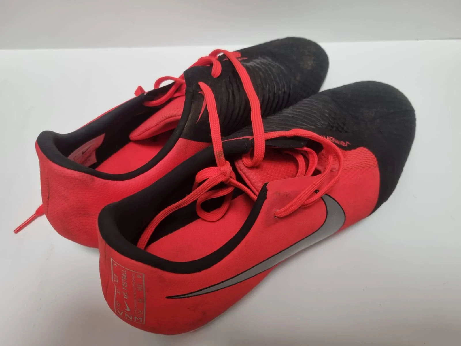 Nike Football Trainers Uk Size 8 Black/Red - Image 4
