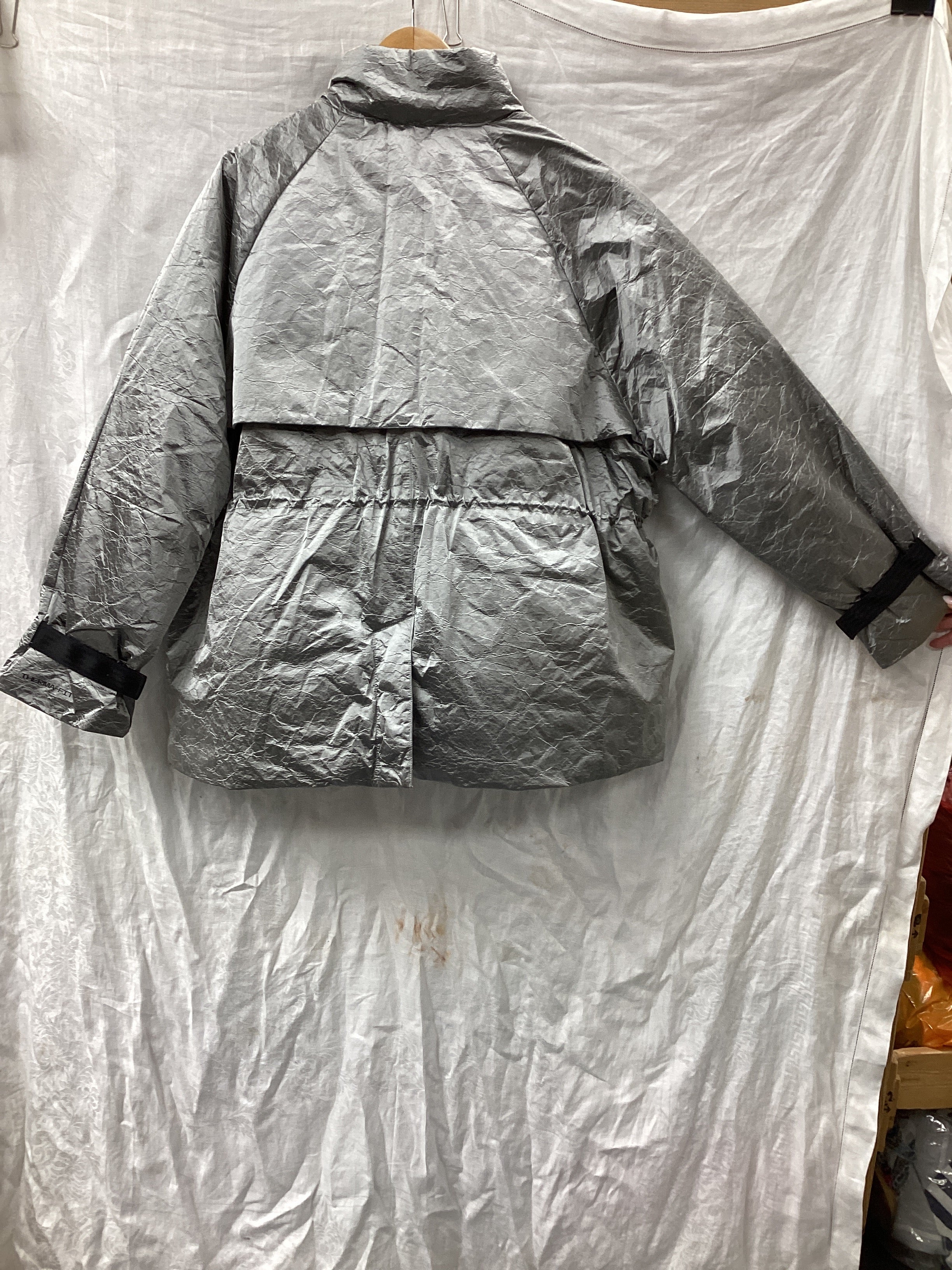 Nike grey jacket Large size - Image 2