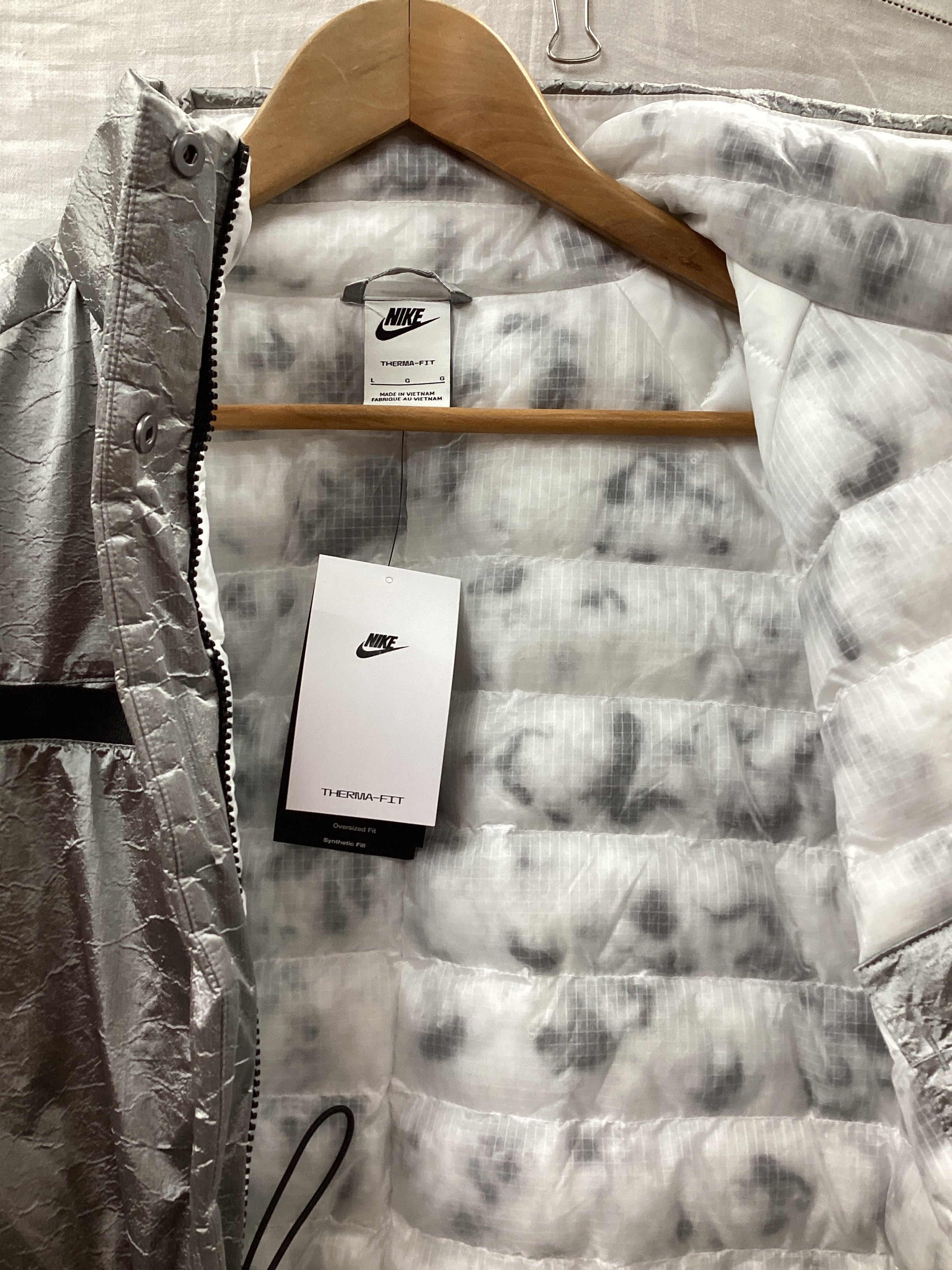 Nike grey jacket Large size - Image 5