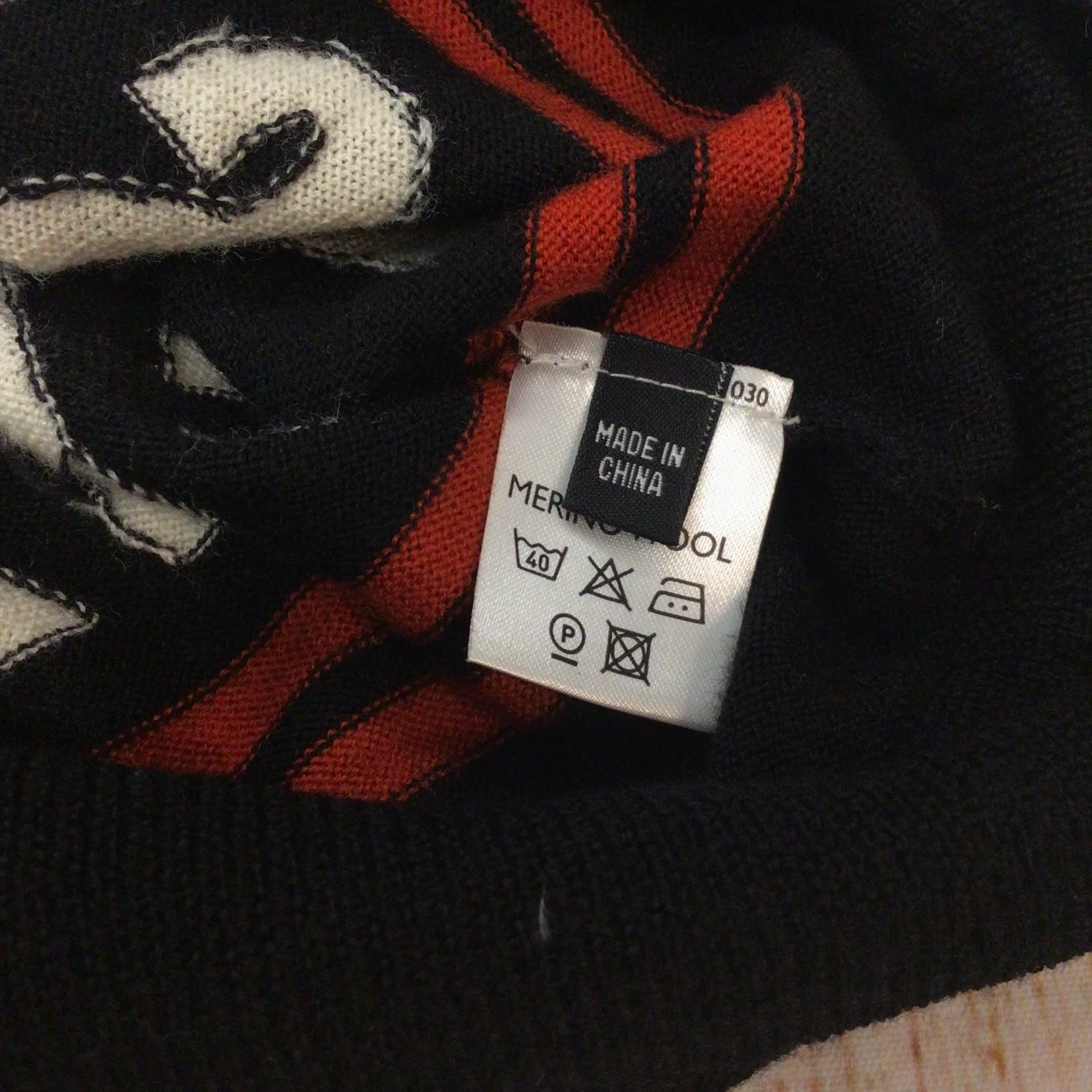 Paul Smith Black Label Black First Class 100% Merino Wool Cardigan Size M - Image 7