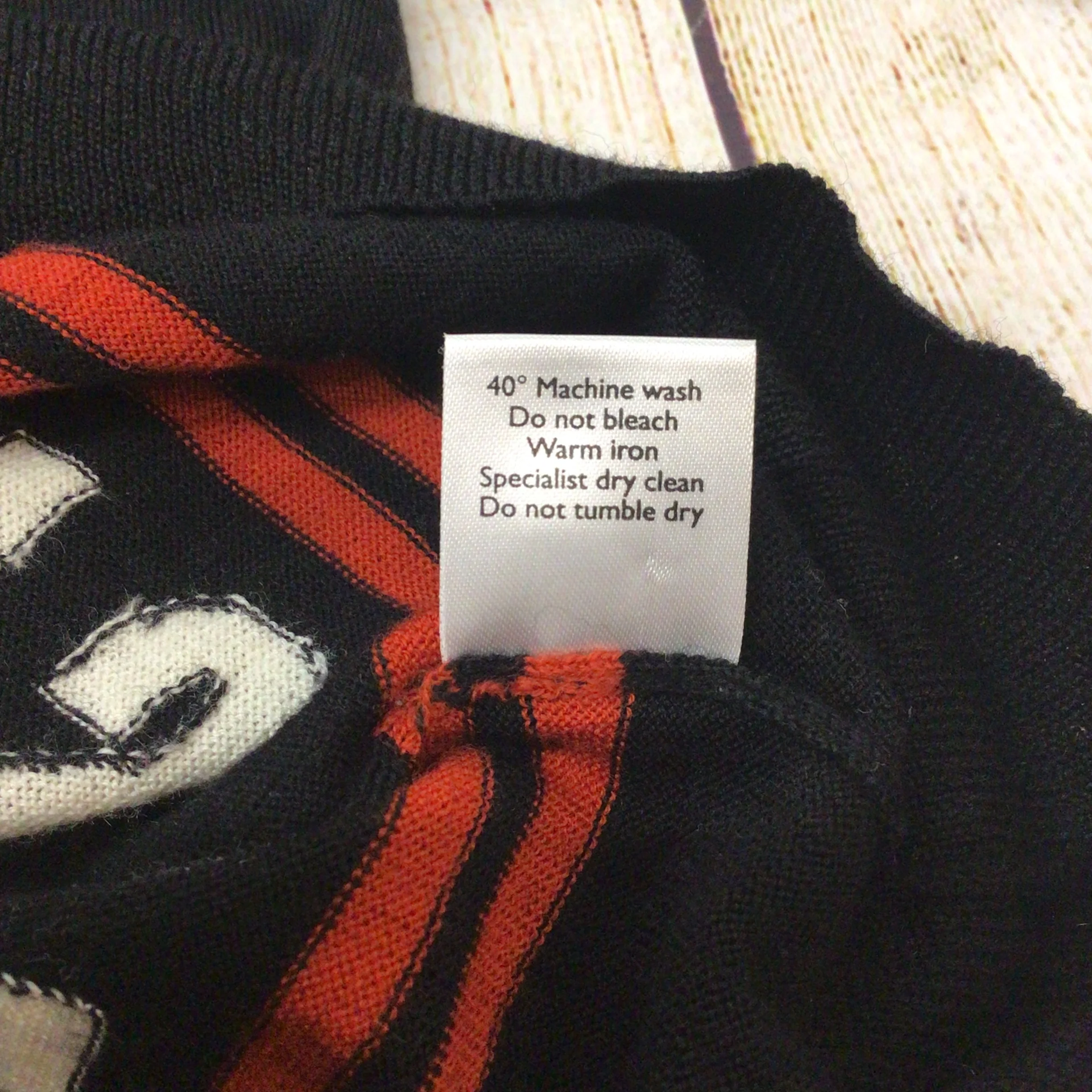 Paul Smith Black Label Black First Class 100% Merino Wool Cardigan Size M - Image 9