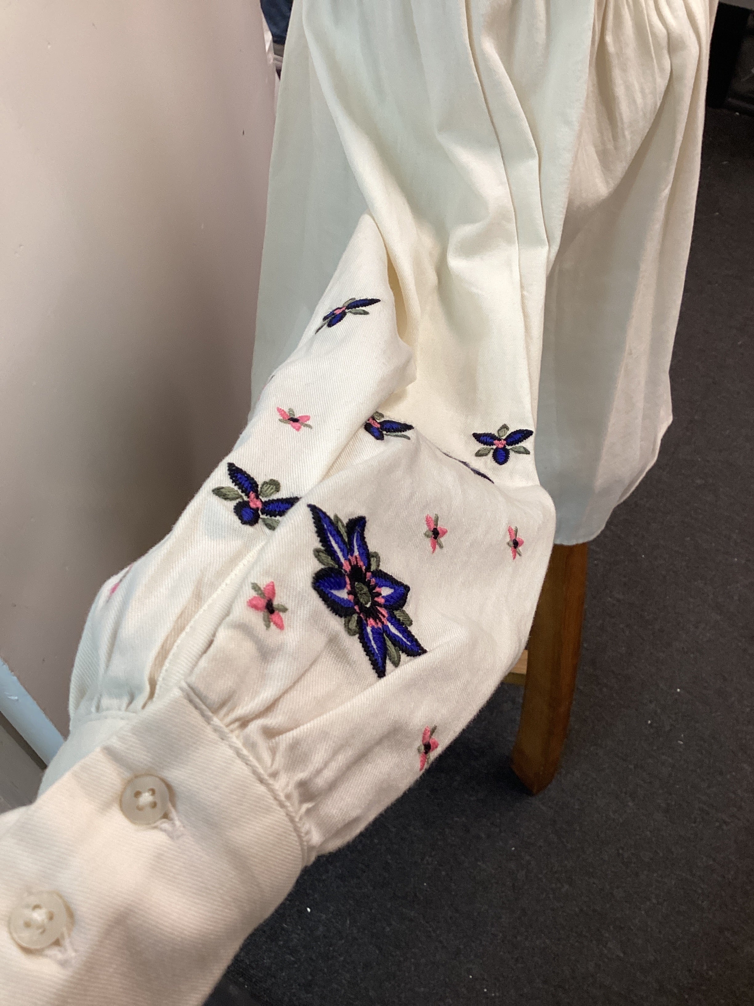BNWT Per Una from M&S Women’s 100% Cotton Shirt - Cream with blue and pink flowers, Size UK10 - Image 4