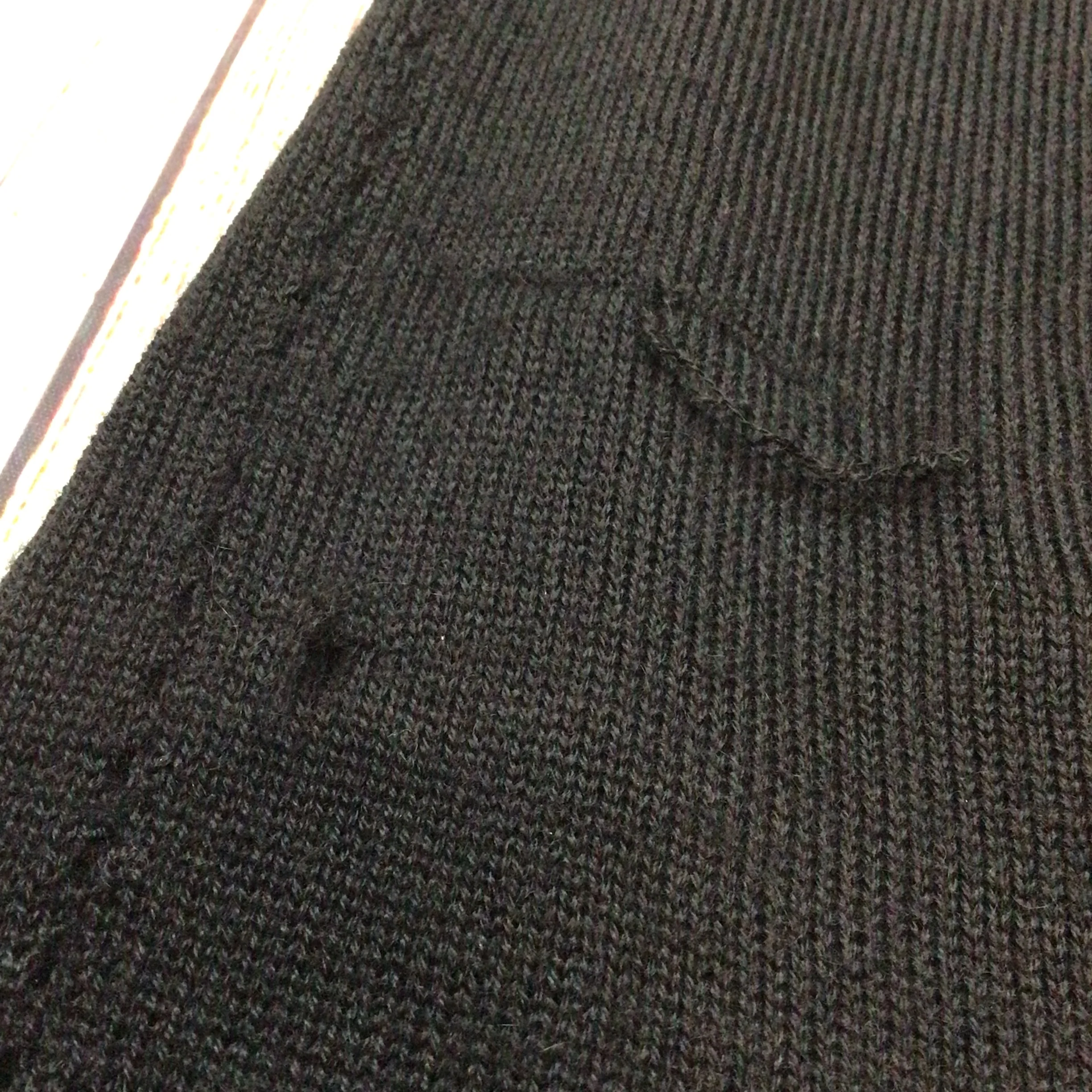 Peruvian Connection Black 100% Royal Alpaca Jumper Size M - Image 5