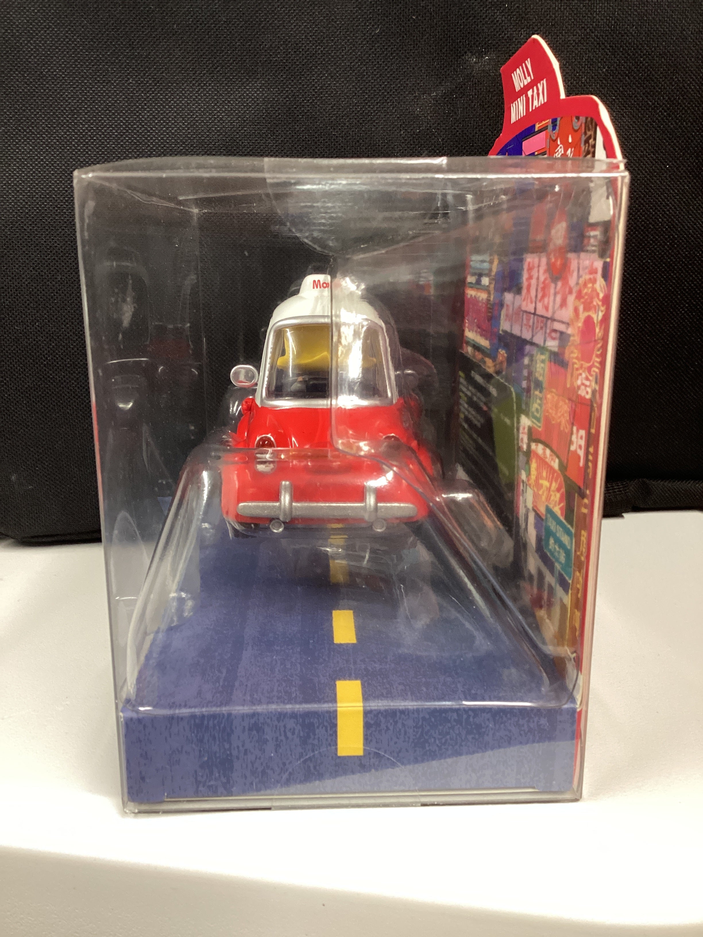 POP MART Super Track Series Molly Mini Taxi Secret Mini Figure - Image 3