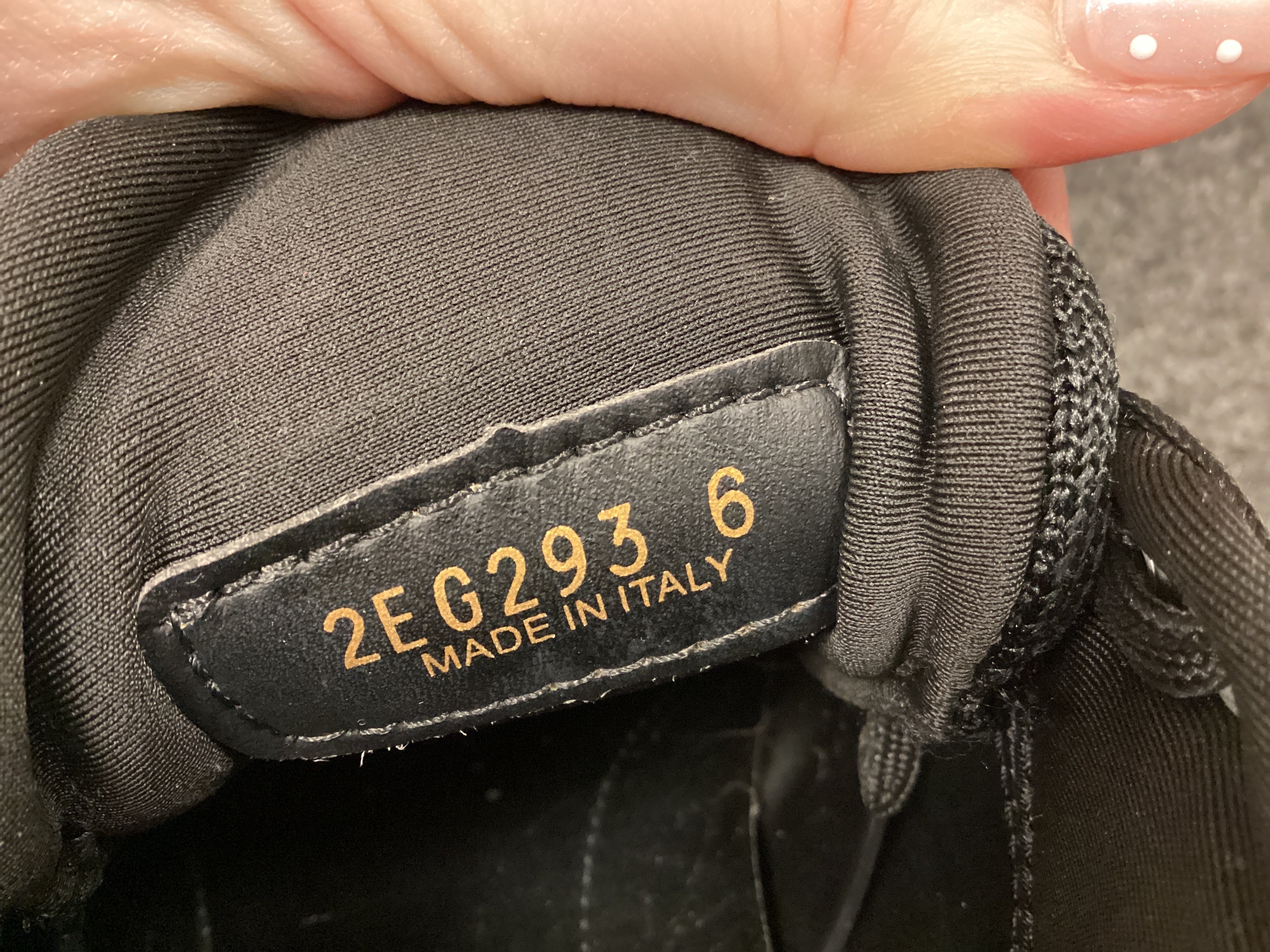 Prada Cloudbust Thunder Chunky Sole Trainers Black - Size 6 - Image 5