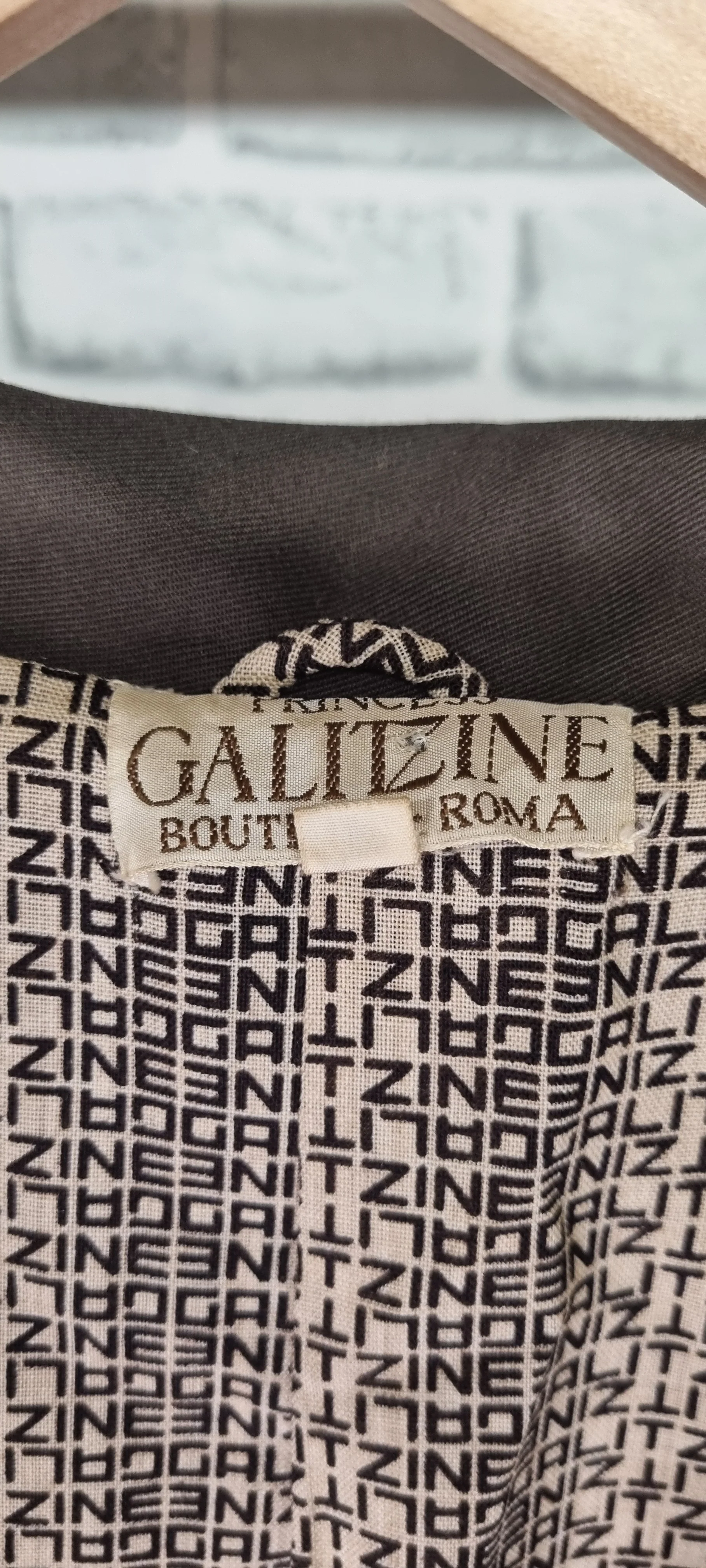 Princess Galitzine Boutique Roma Brown Trench Coat Size 42 - Image 2