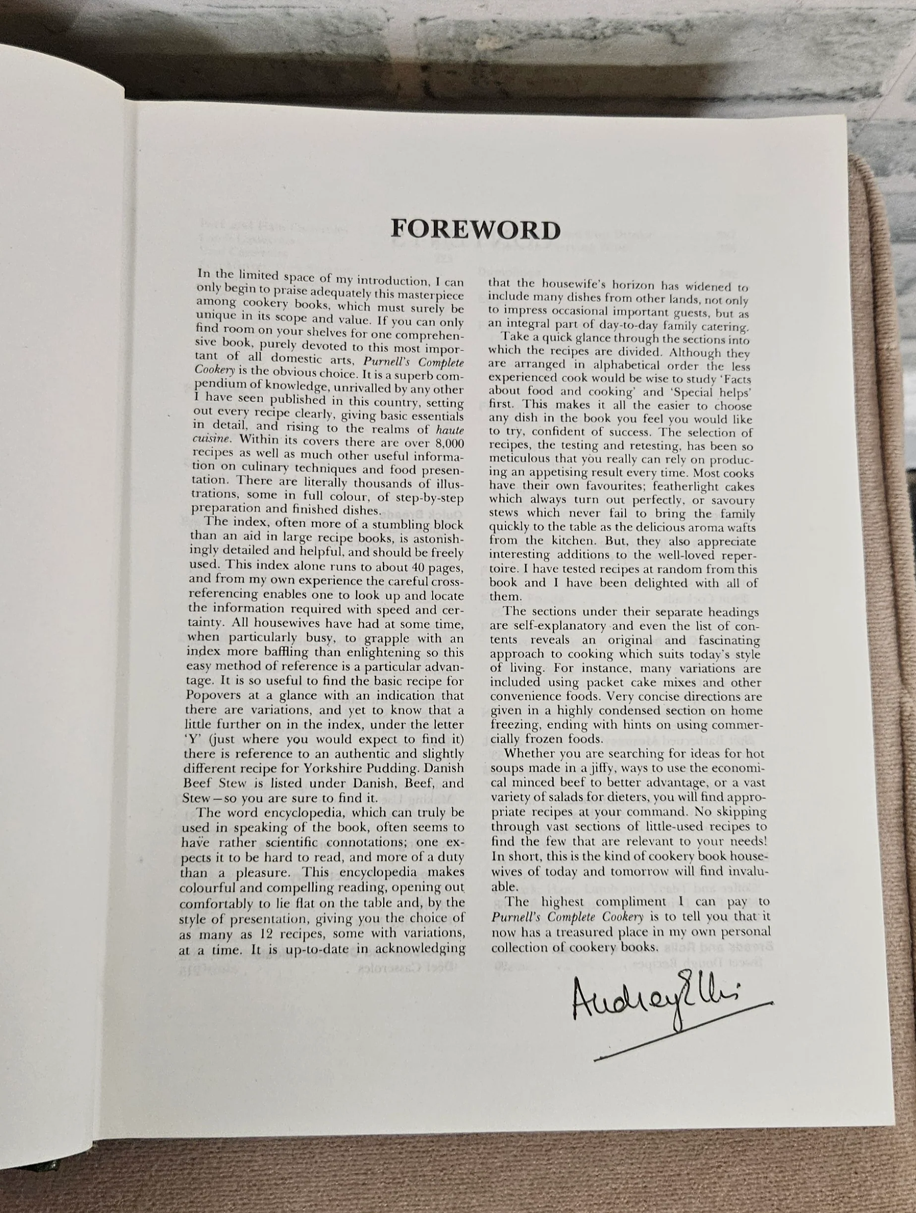 Purnell's Complete Cookery Hardback 1979 - Image 3