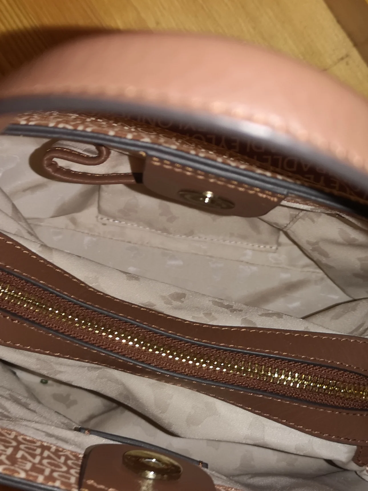 RADLEY London Shepherdess Walk Signature Logo Leather Ziptop Tan Satchel Bag - Image 5