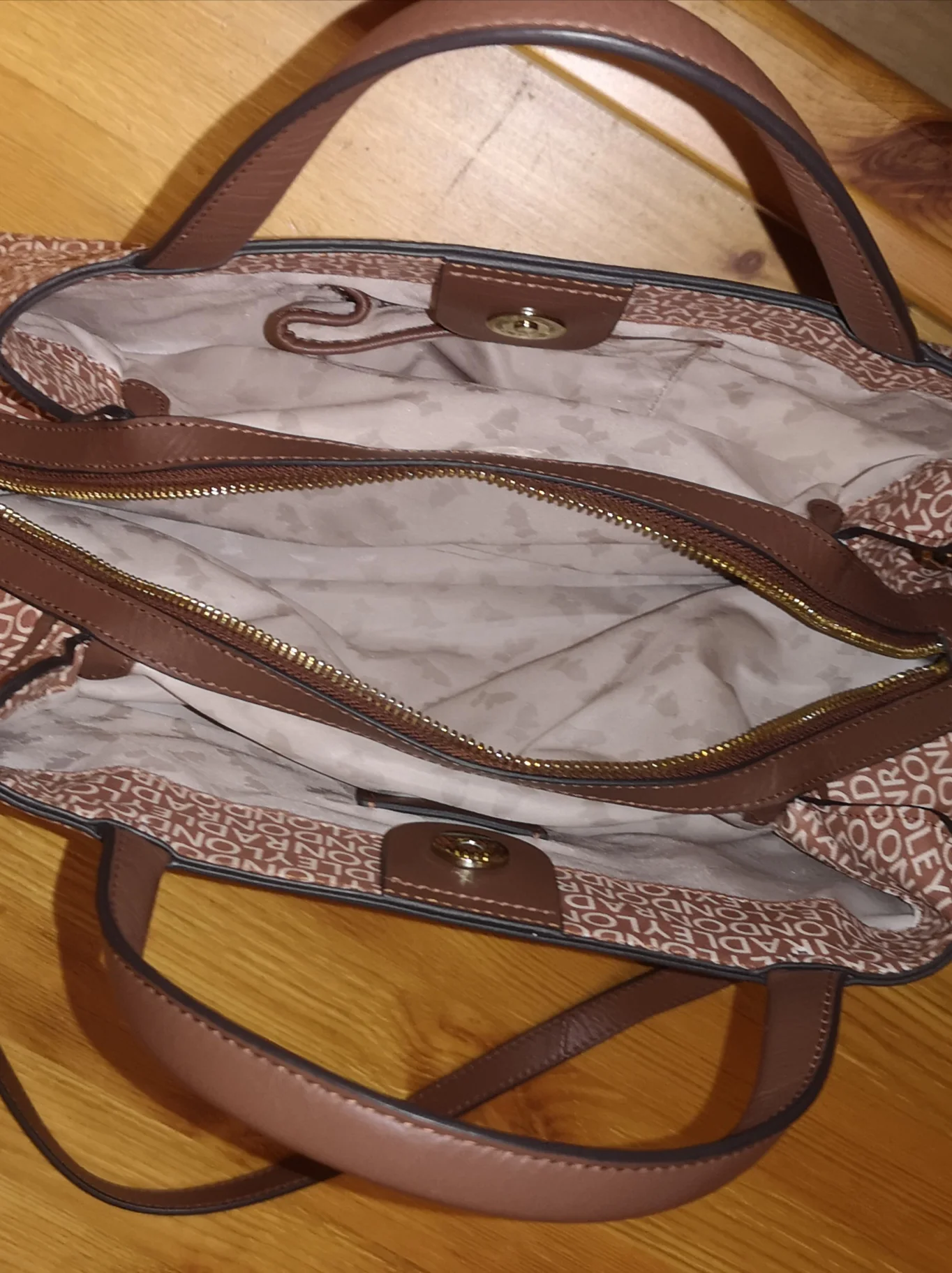 RADLEY London Shepherdess Walk Signature Logo Leather Ziptop Tan Satchel Bag - Image 7