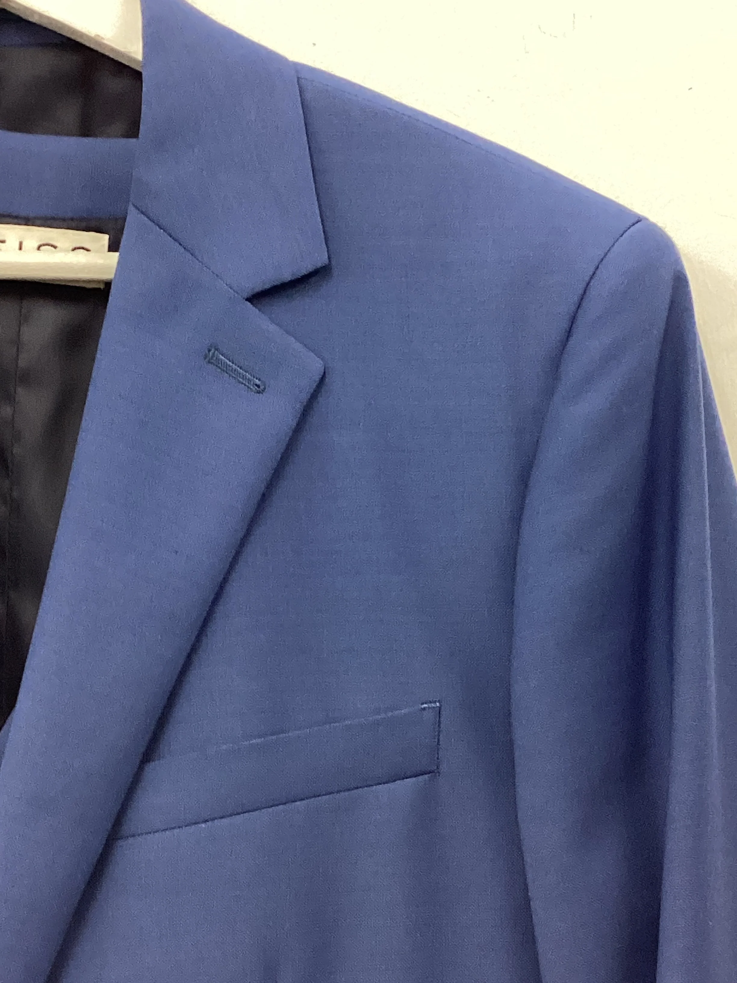 Reis Blue 3 Piece Suit 38” Chest 30” Waist - Image 4
