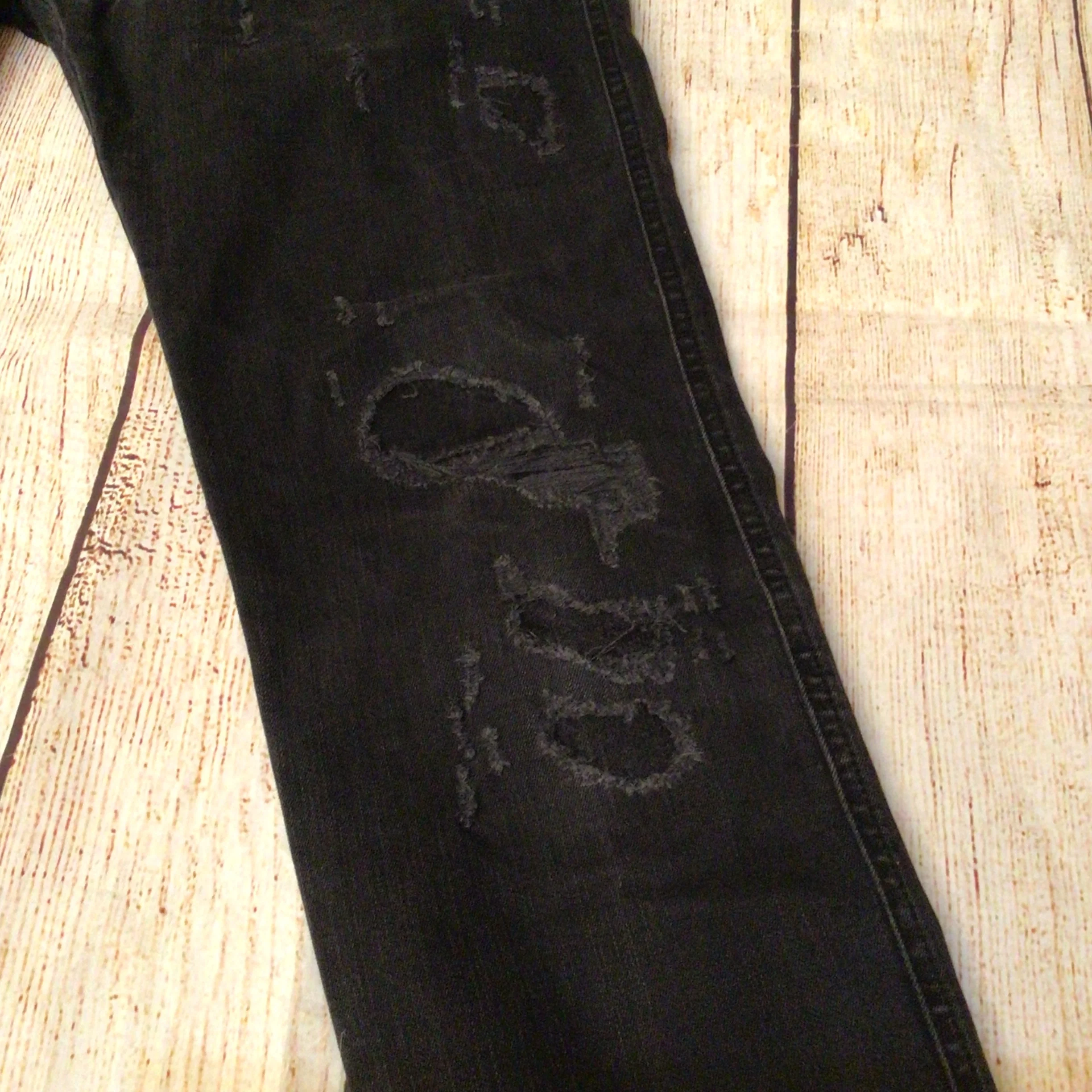 Replay Anbass M914 Black Ripped Jeans Size 30 - Image 8