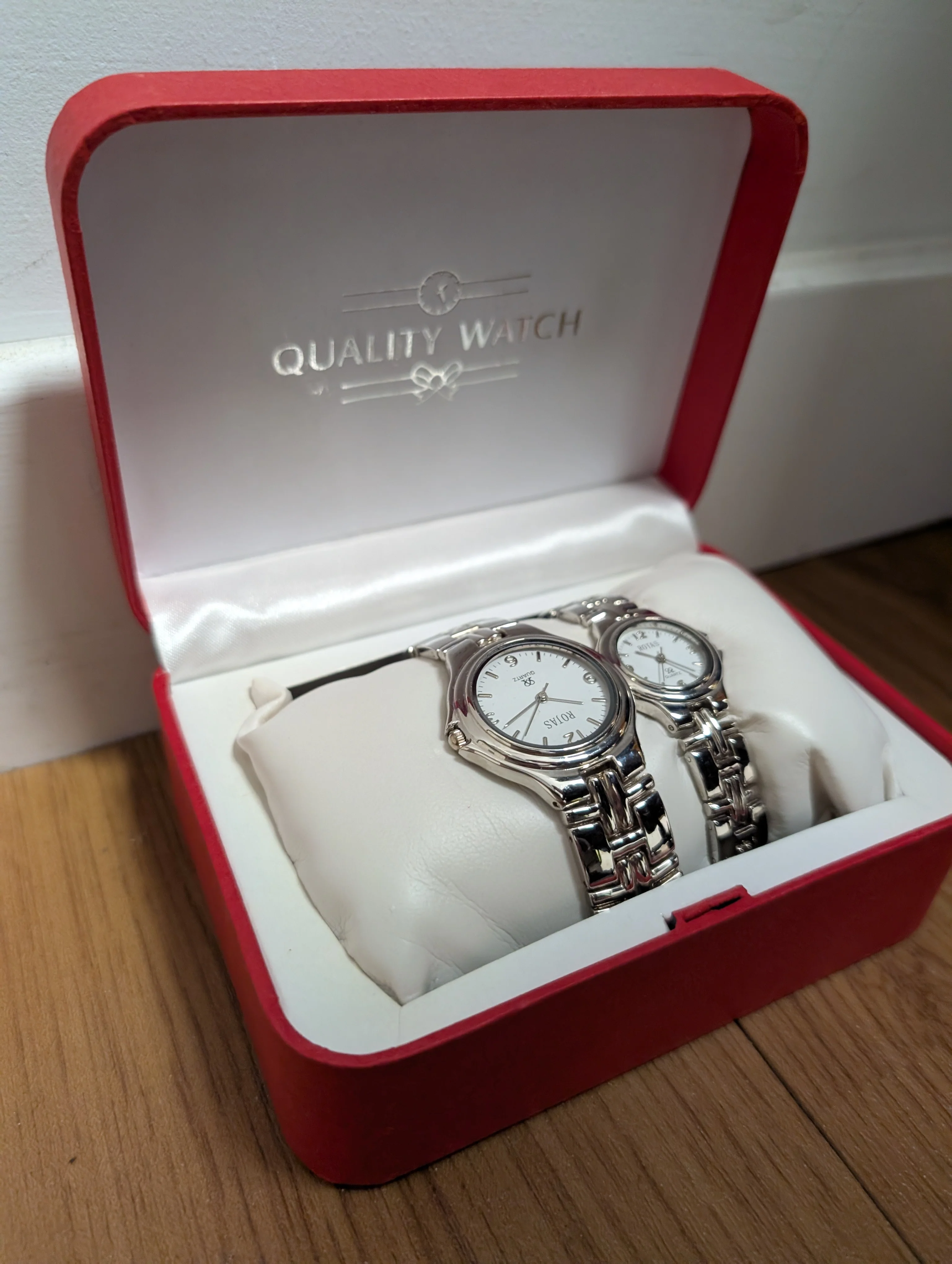 Rojas Quartz Silver His & Her Stainless Steel Boxed Watch Set - Image 4