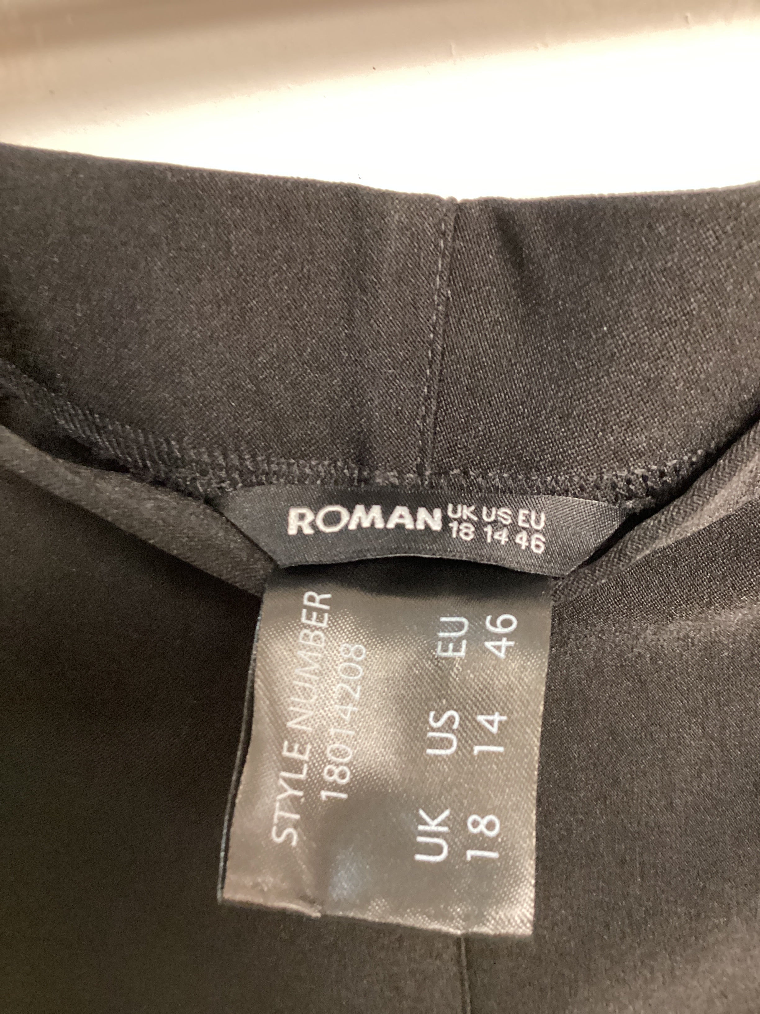 Roman Crop Trouser Black with Lace detail (Style: 18014208) Ladies Size UK18 - Image 5