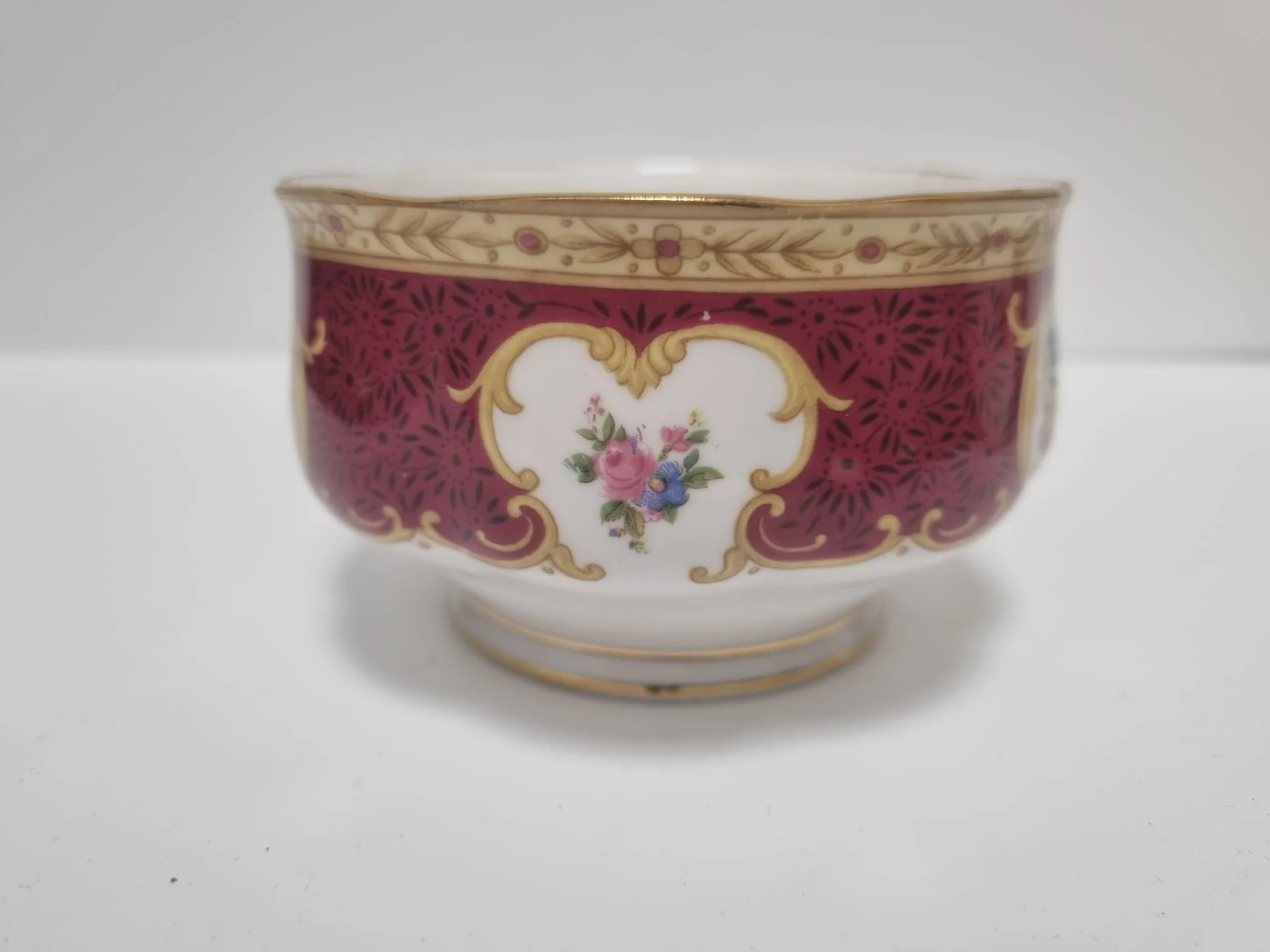 Royal Albert Bone China Tea Cup Milk Jug Sugar Bowl 3 pieces - Image 7