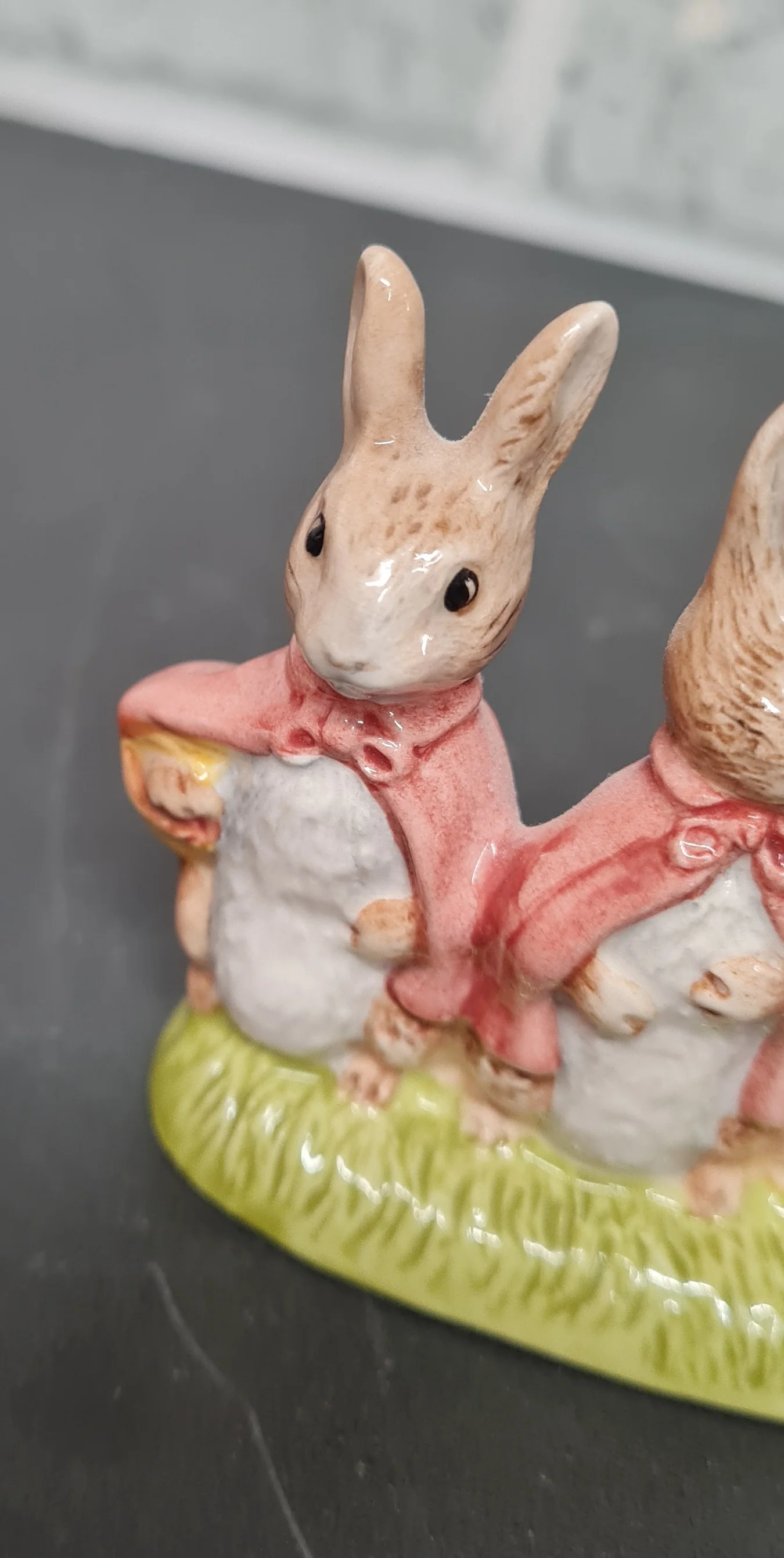 Royal Albert England Flopsy Mopsy and Cottontail Beatrix Potter 1989 Porcelain Figurine - Image 5