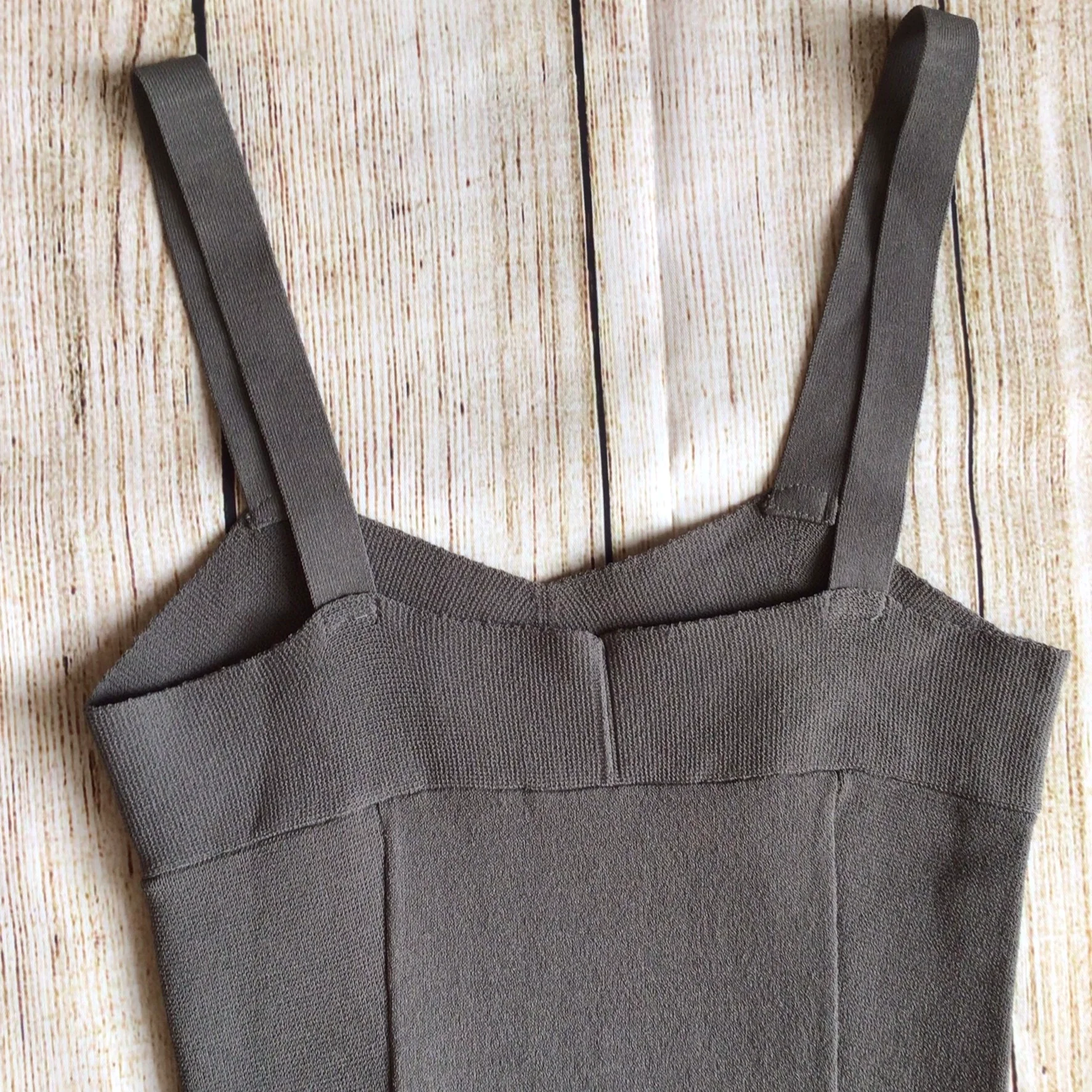 Scanlan & Theodore Grey Crepe Knit Strappy Top Size S - Image 6