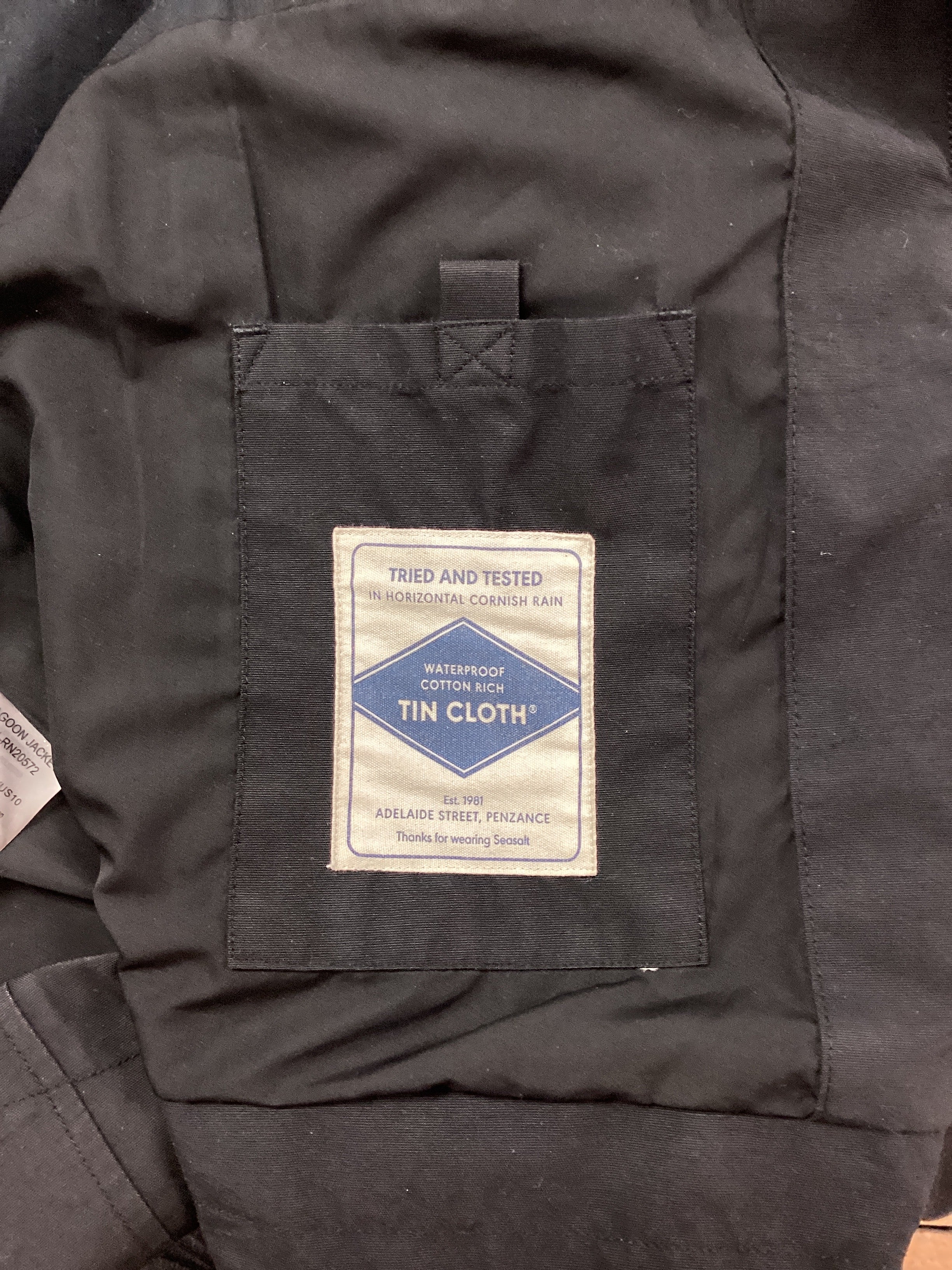 SeaSalt Cornwall Raincoat - Image 3