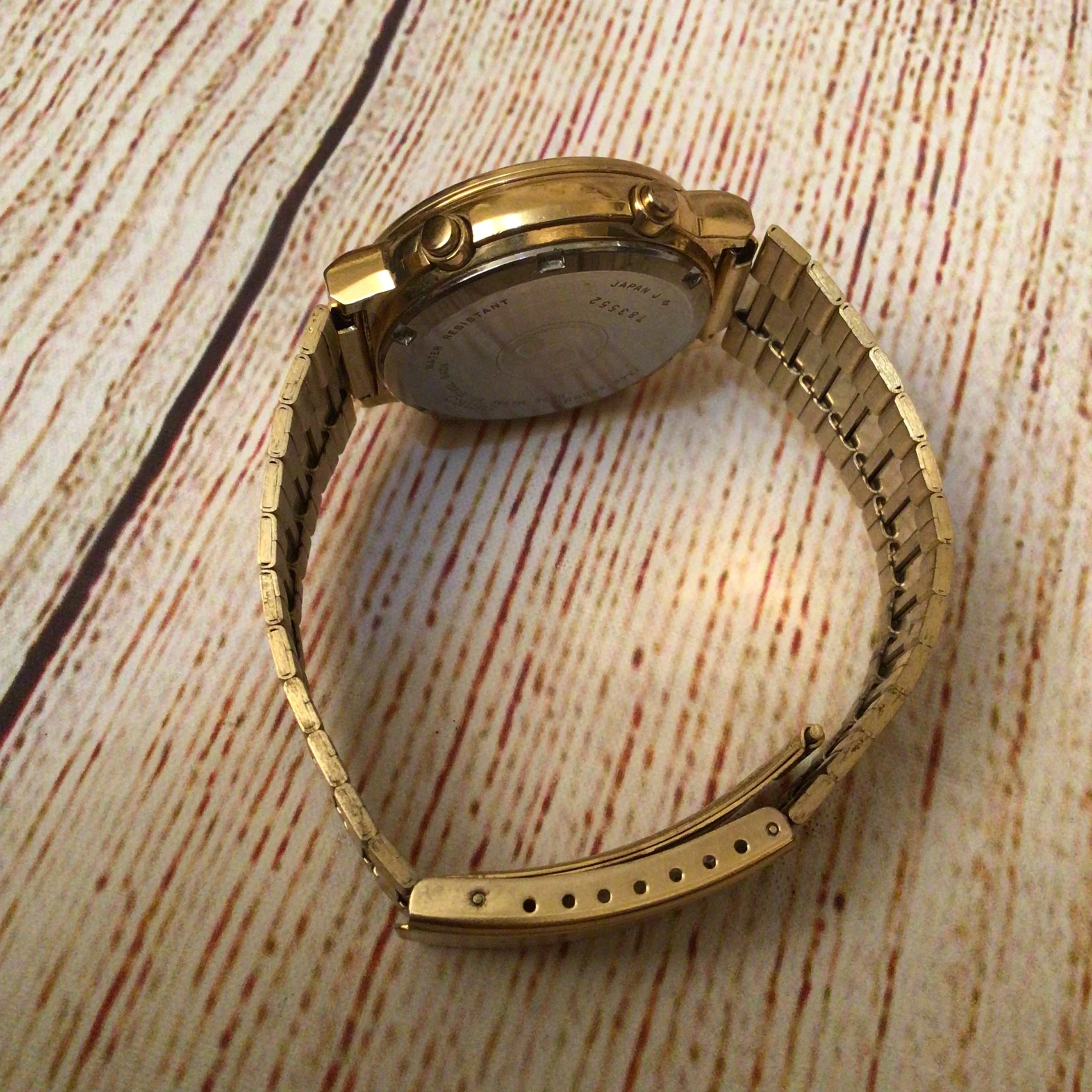 Seiko 7A48-5000 Quartz Chronograph Moon Phase Sports 100 Gold Tone Watch (untested) - Image 5