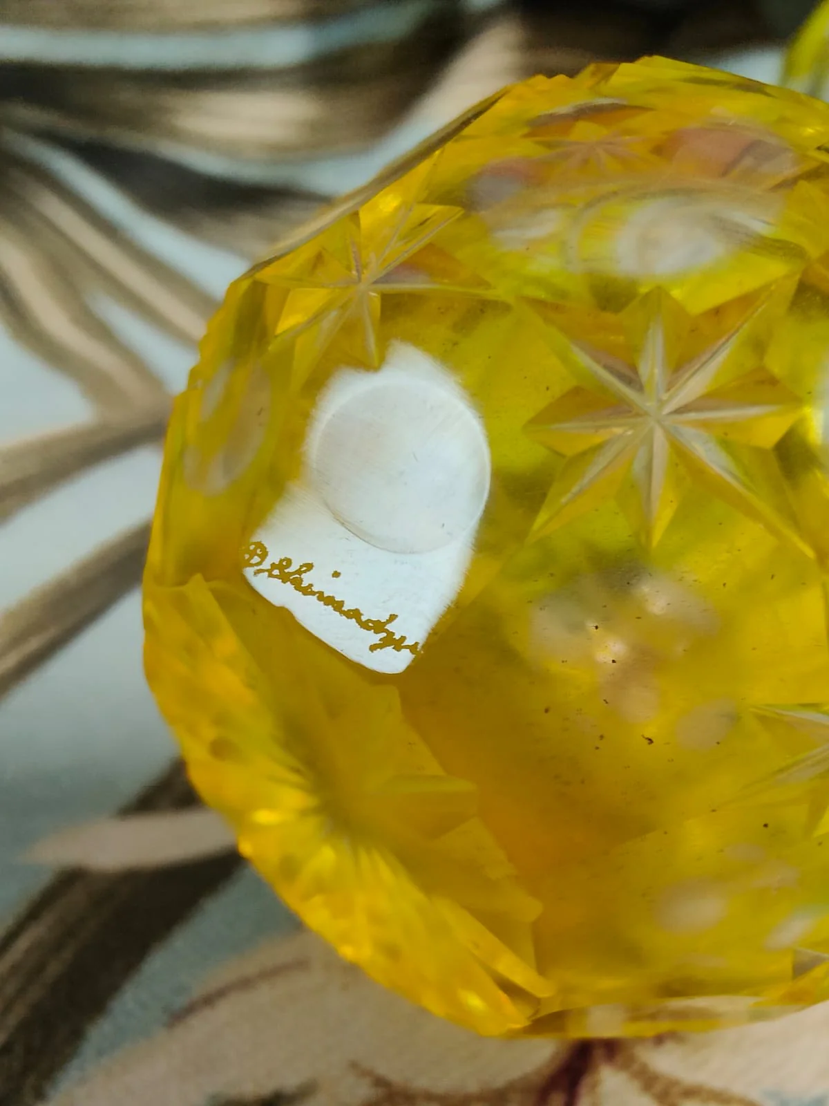 Shimadzu Yellow Satsuma Kiriko Cut Glass Sake Bottle 4" - Image 7