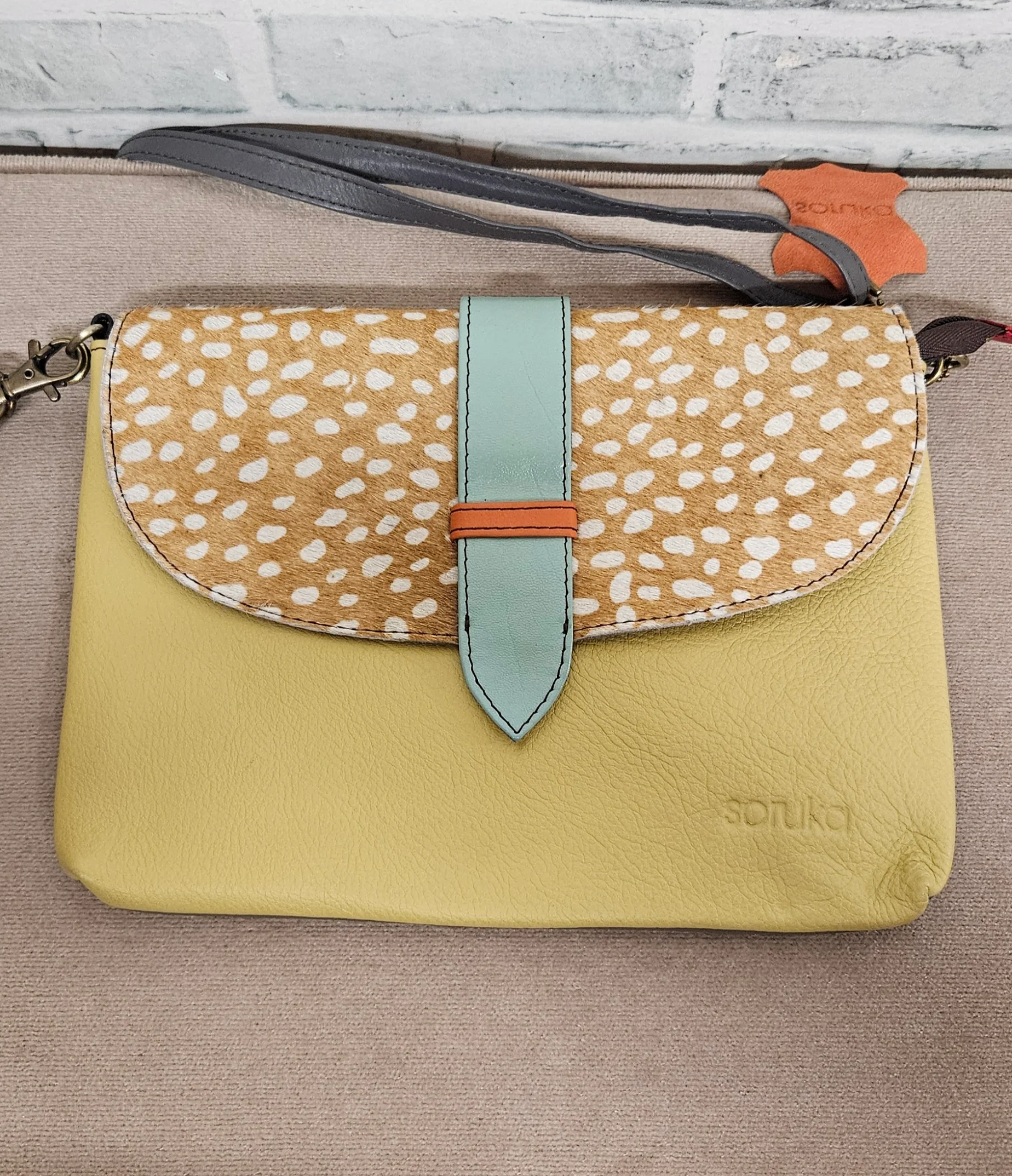 Soruka Leather Yellow Deer Print Envelope Clutch Cross Body Bag with Adjustable Strap BNWT - Image 2