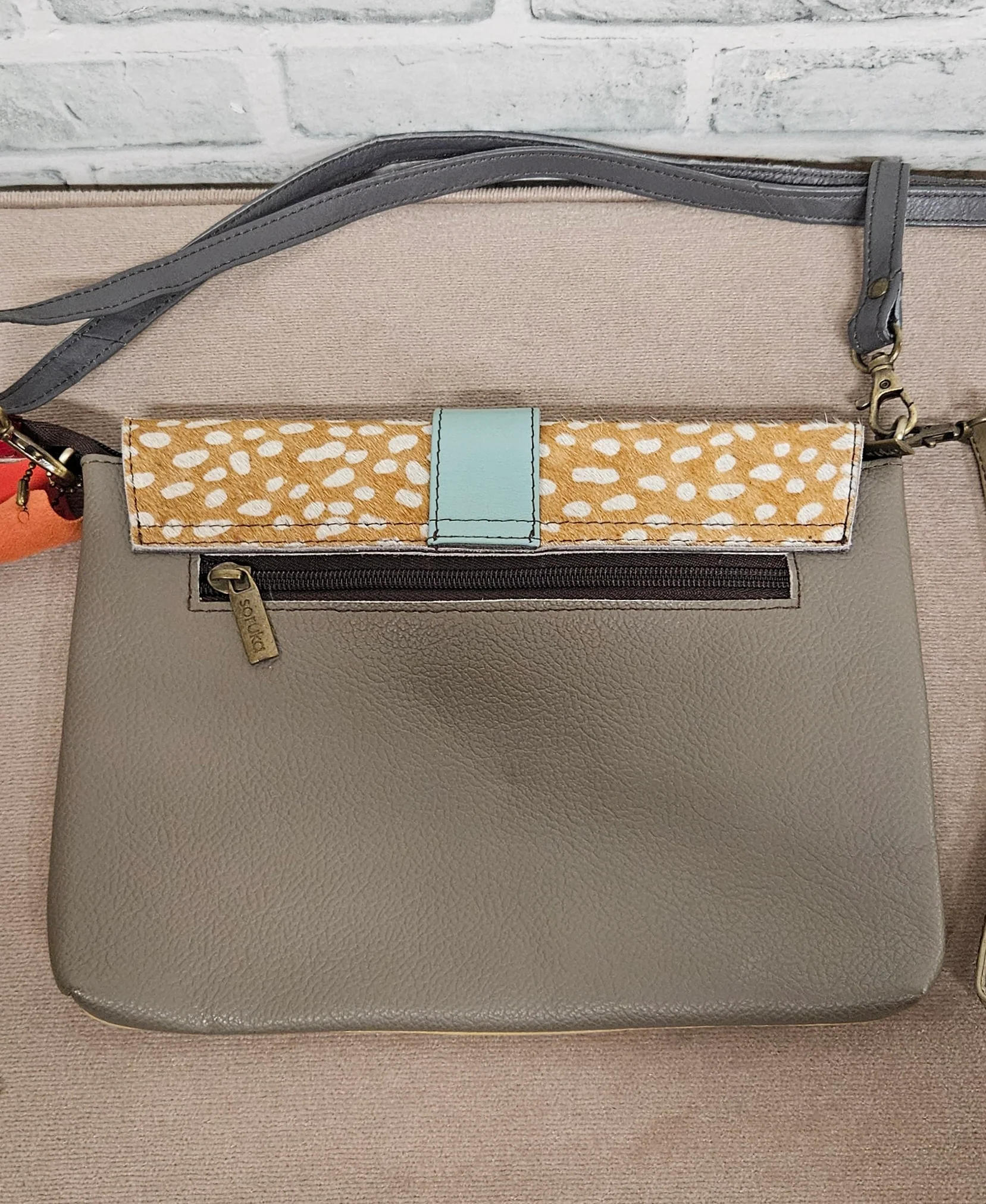 Soruka Leather Yellow Deer Print Envelope Clutch Cross Body Bag with Adjustable Strap BNWT - Image 3