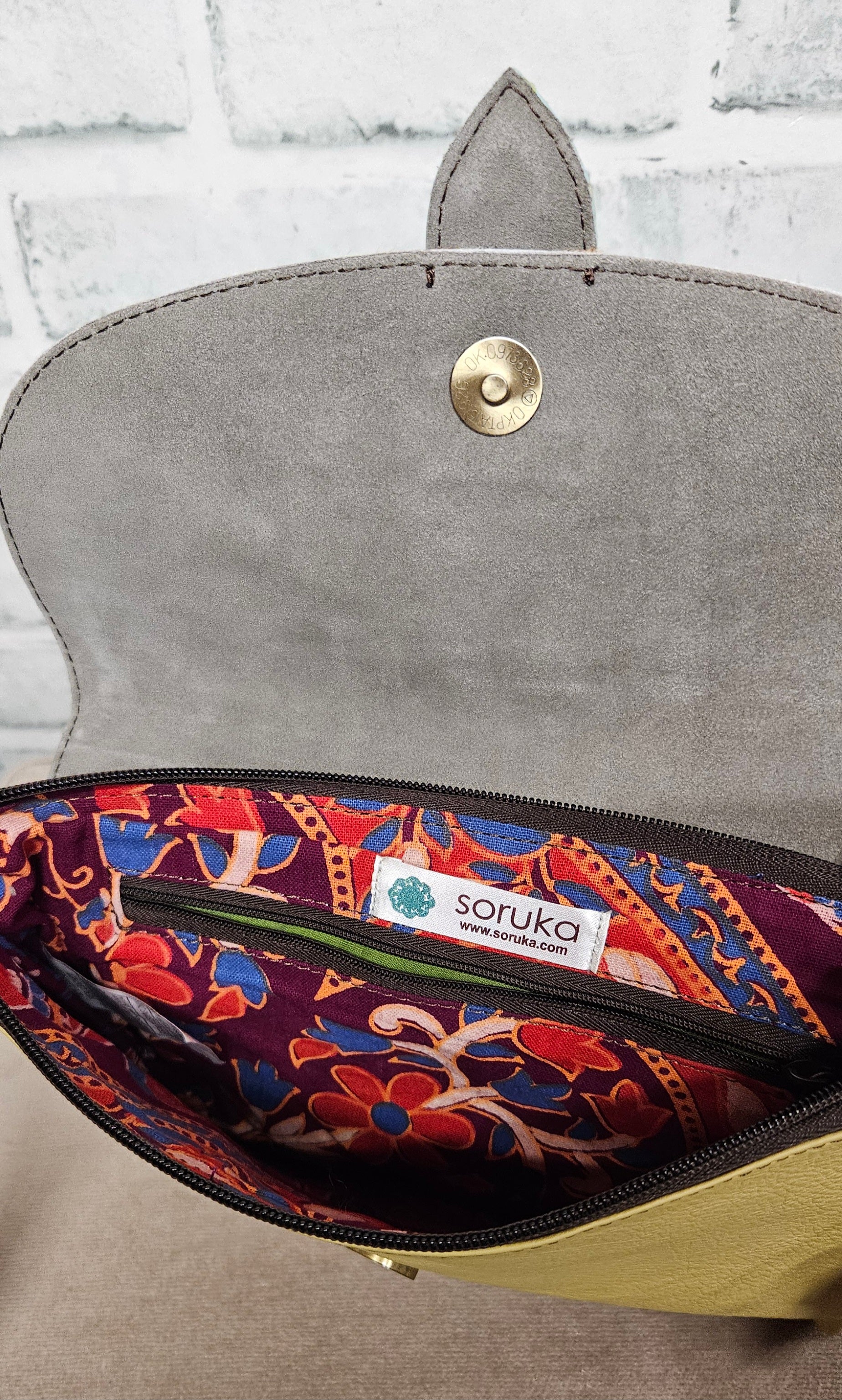 Soruka Leather Yellow Deer Print Envelope Clutch Cross Body Bag with Adjustable Strap BNWT - Image 4