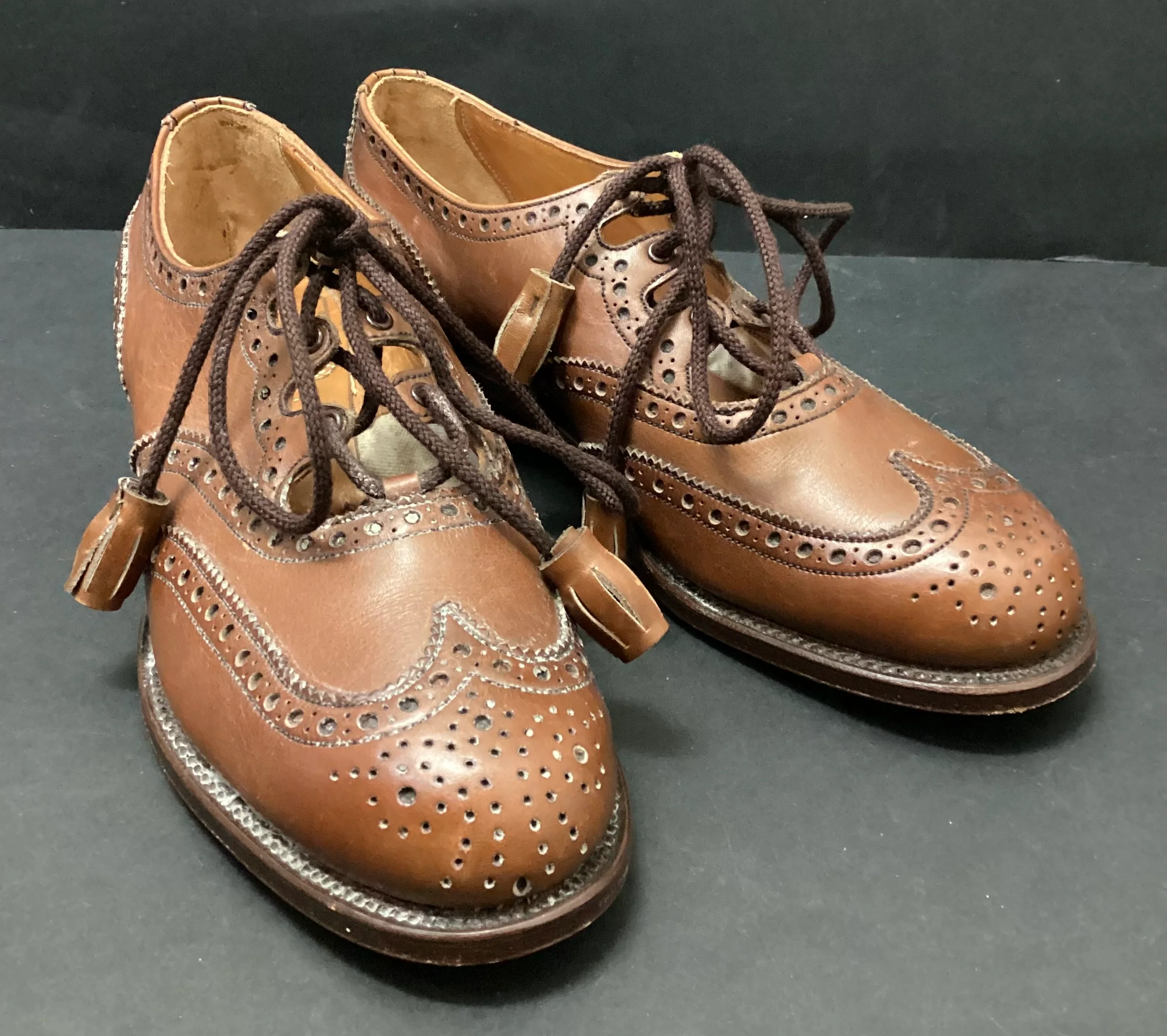 Swan Crockett & Jones Tan Leather Brouge Shoes size 3 - Image 2