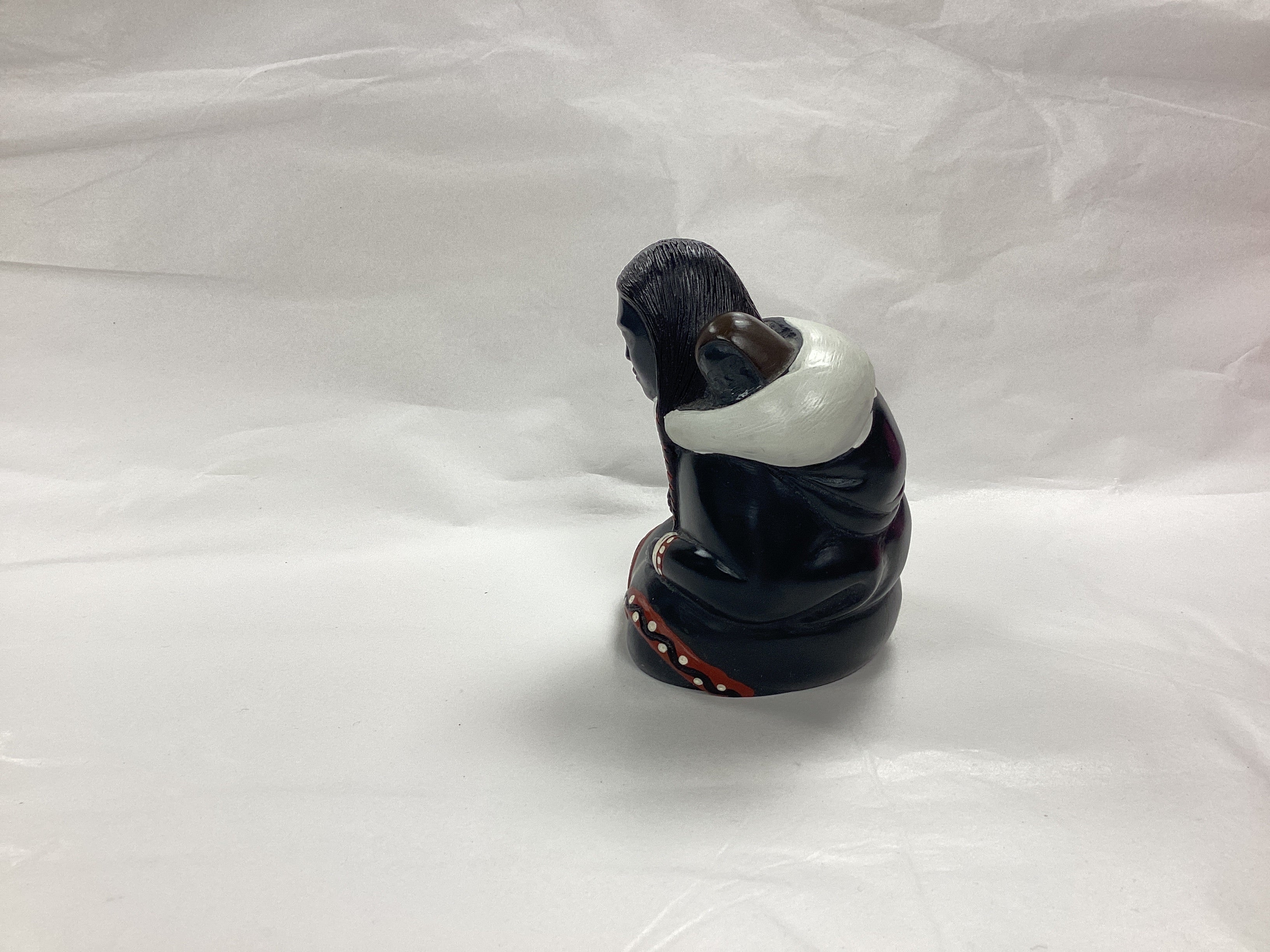Vintage Saltstone Inuit Mother and Baby Statue - Image 3