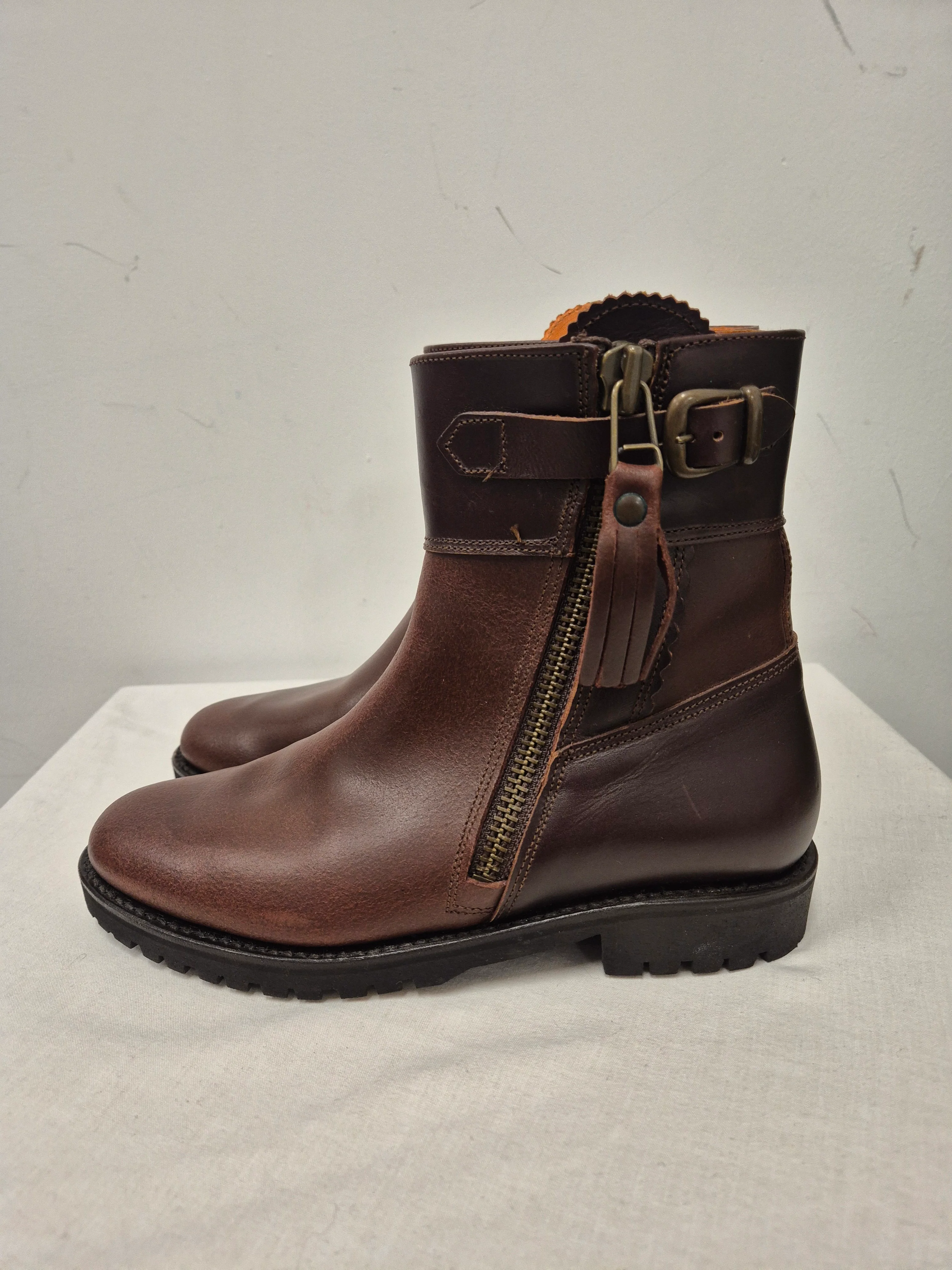 The House Of Bruar Brown Leather Boots Size 5 - Image 2