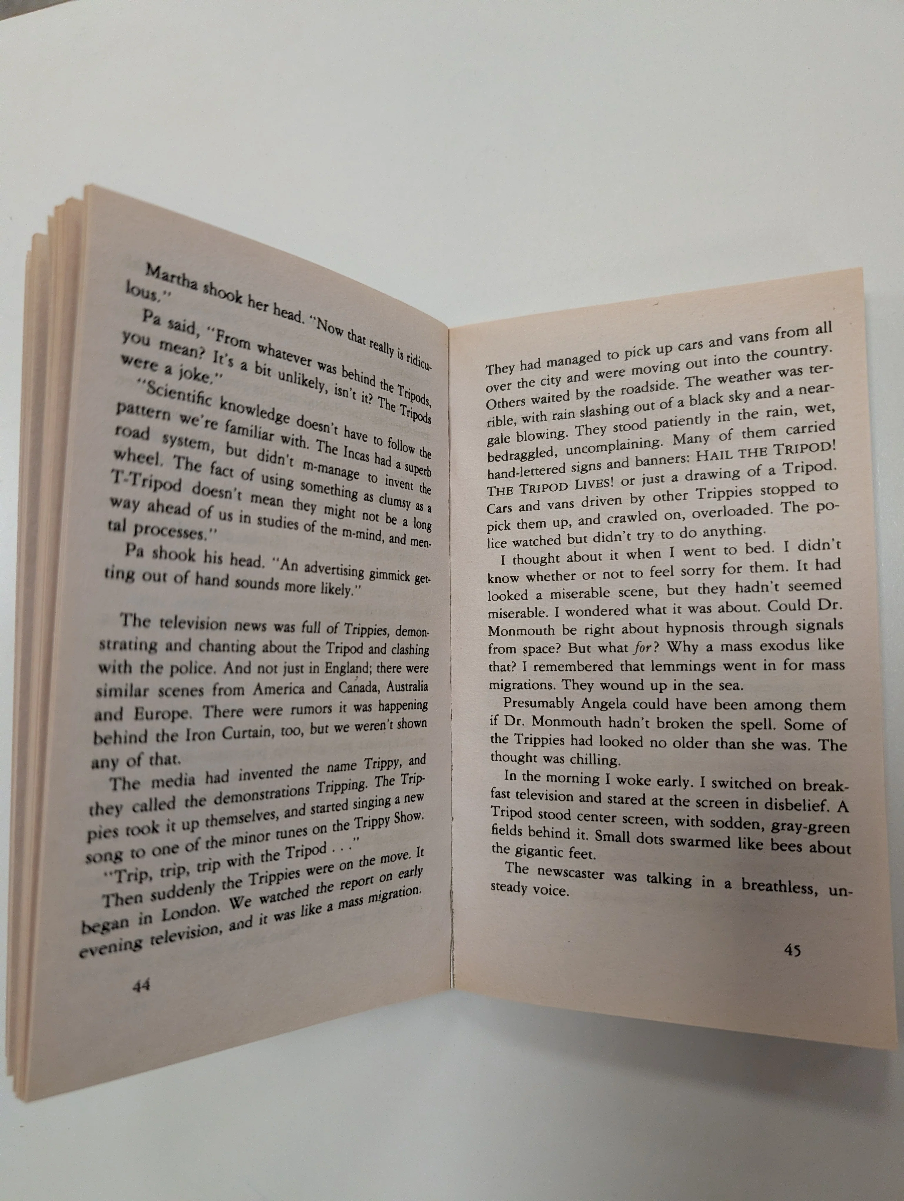 The  Tripods 4 Book Set by John Christopher - Image 4
