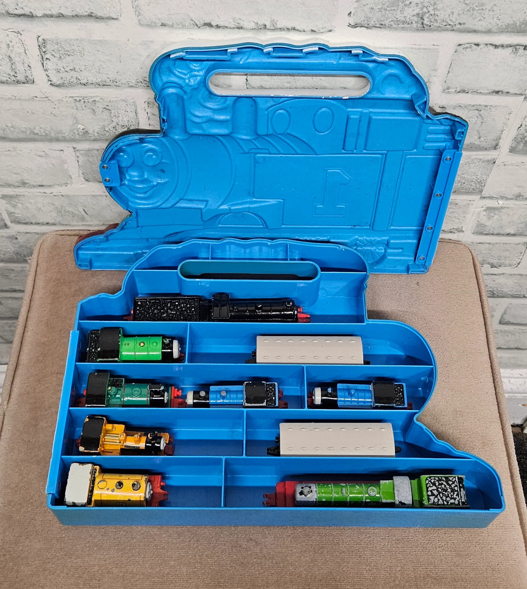 Thomas The Tank Engine ERTL Carry Case 1994 with Trains Inside - Image 5