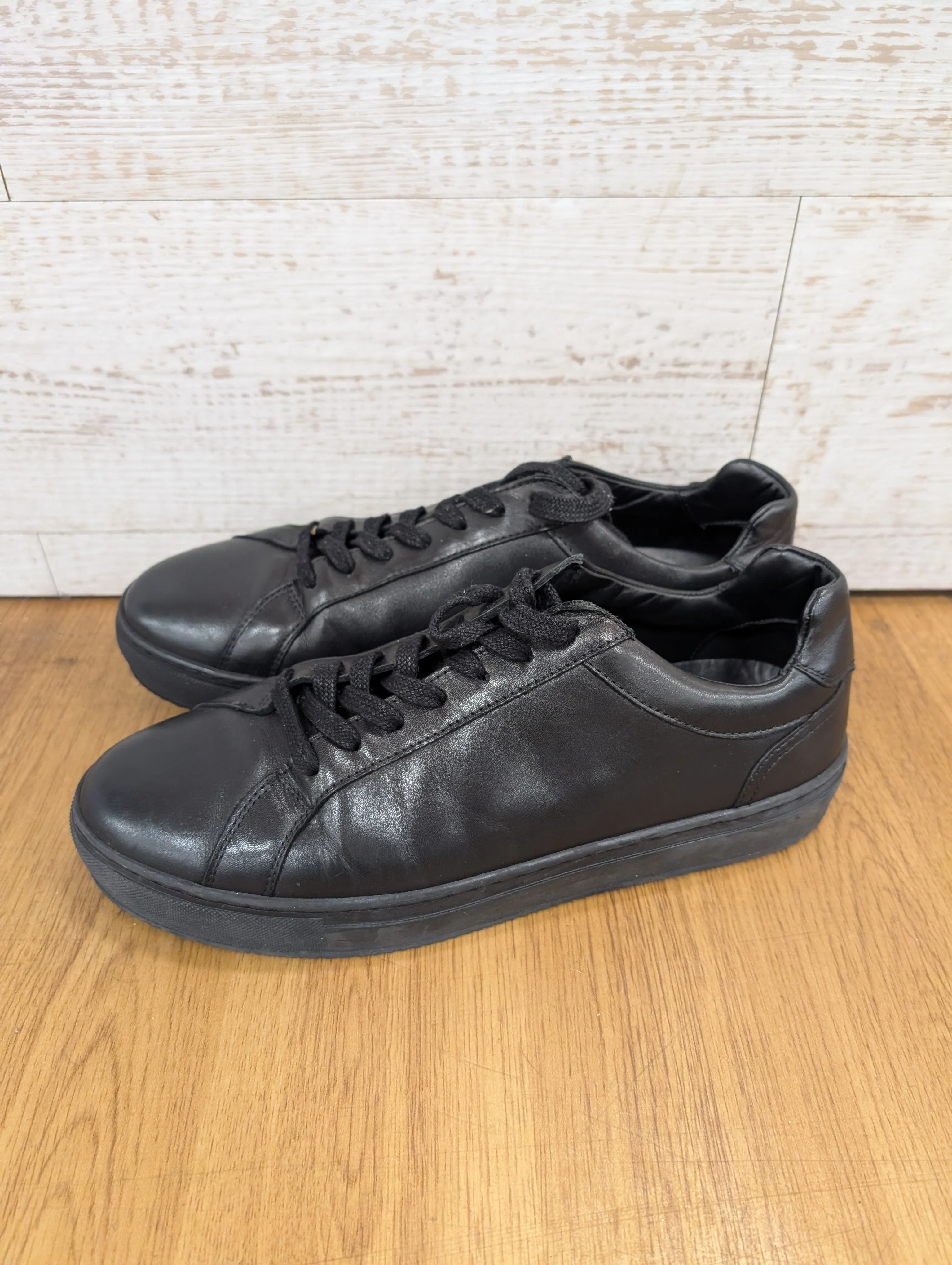 Tommy Hilfiger Black Leather Trainers Size 9 - Image 2
