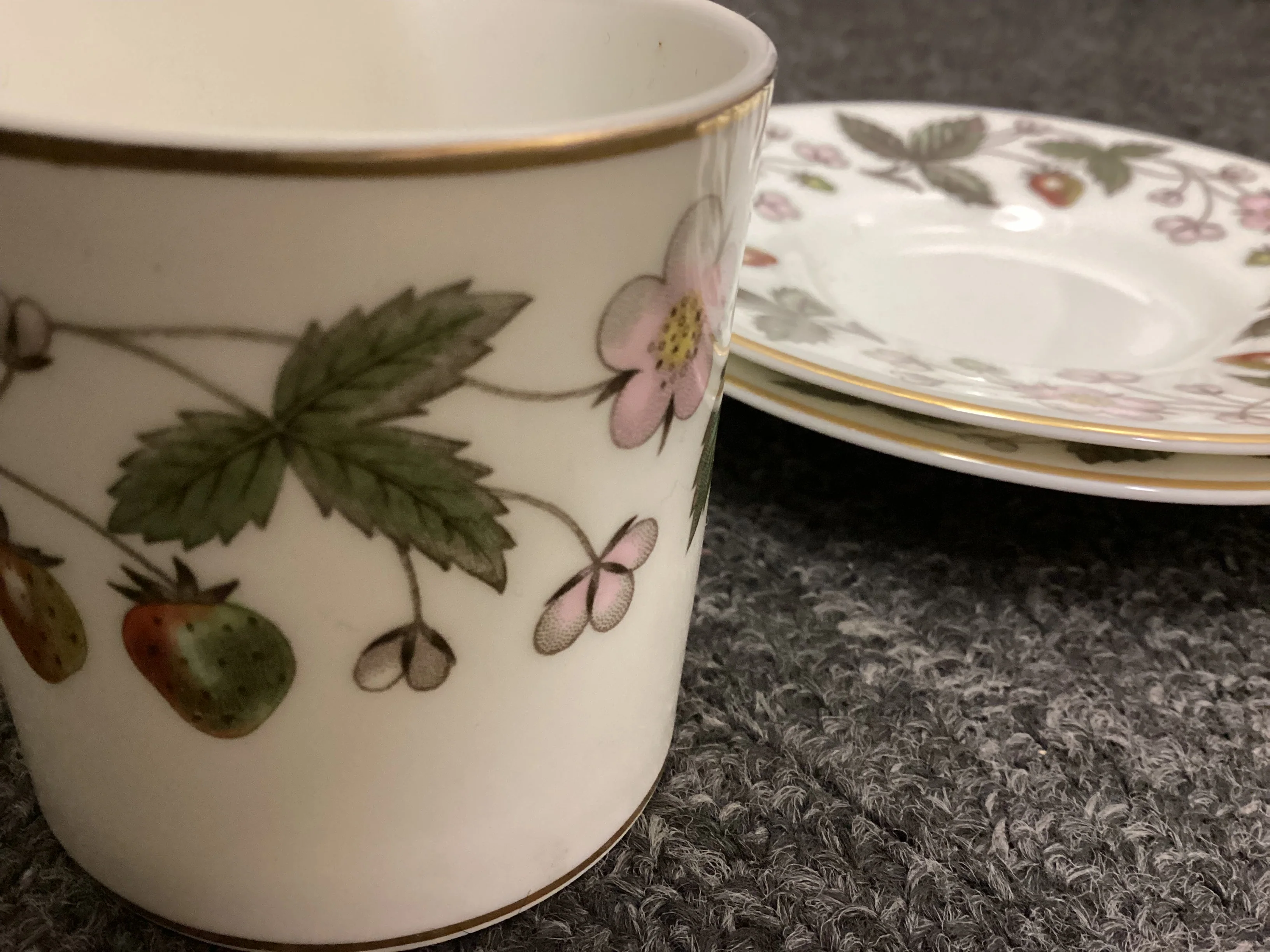 Two Wedgwood Strawberry Hill Espresso Coffee Cups and Saucers - Bone China - Image 5