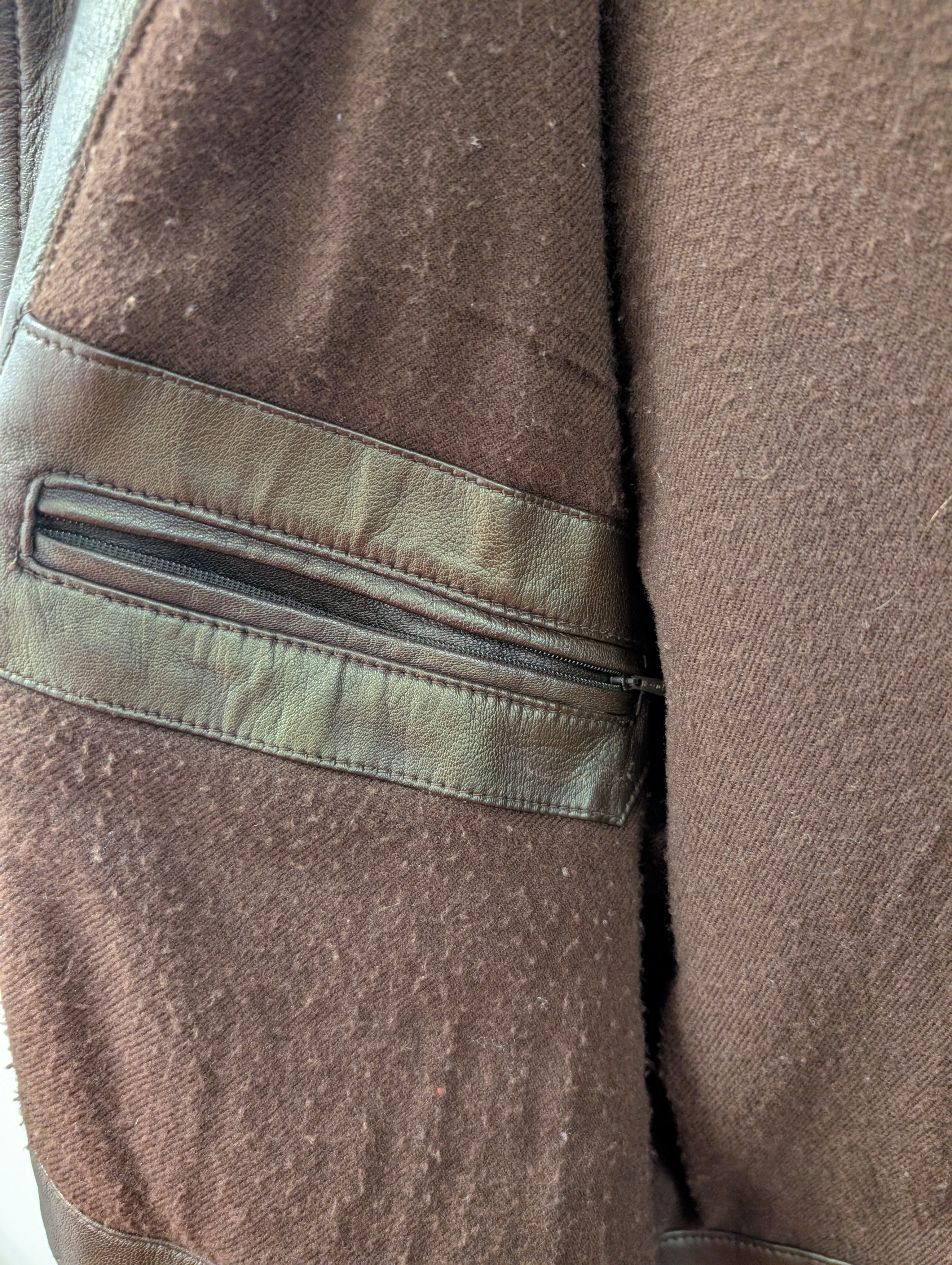 Vali Leatherwear Brown Leather Jacket Size L - Image 3