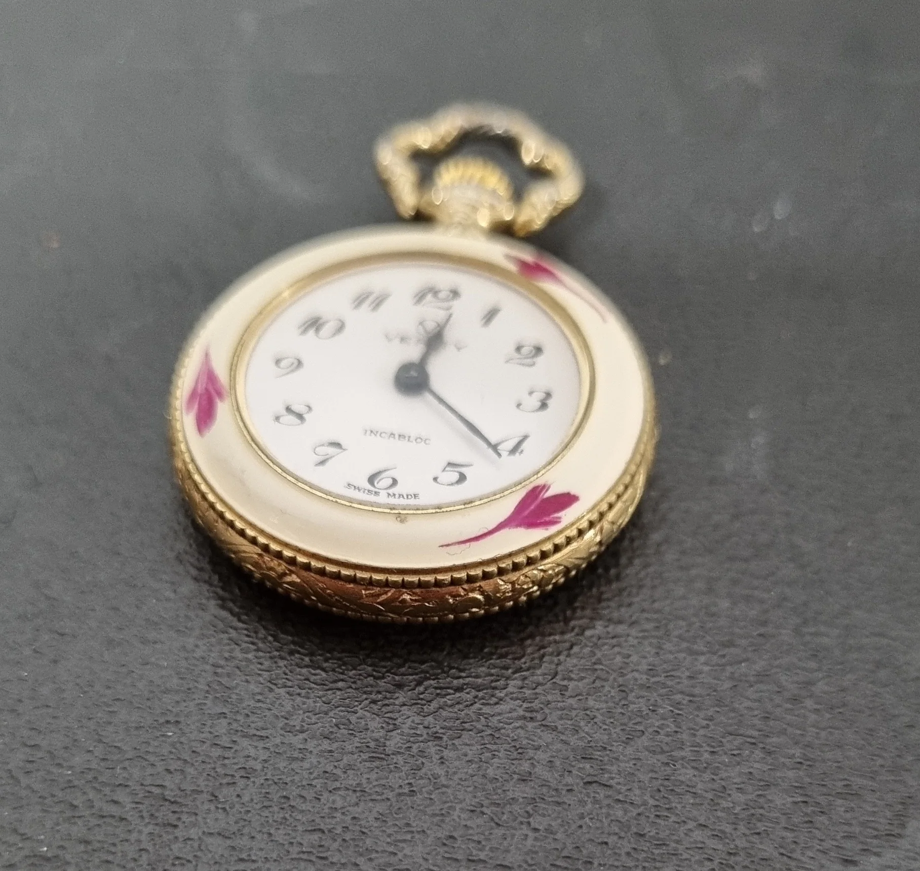 Verity Cased Golden Floral Pendant Wind-Up Watch - Image 5