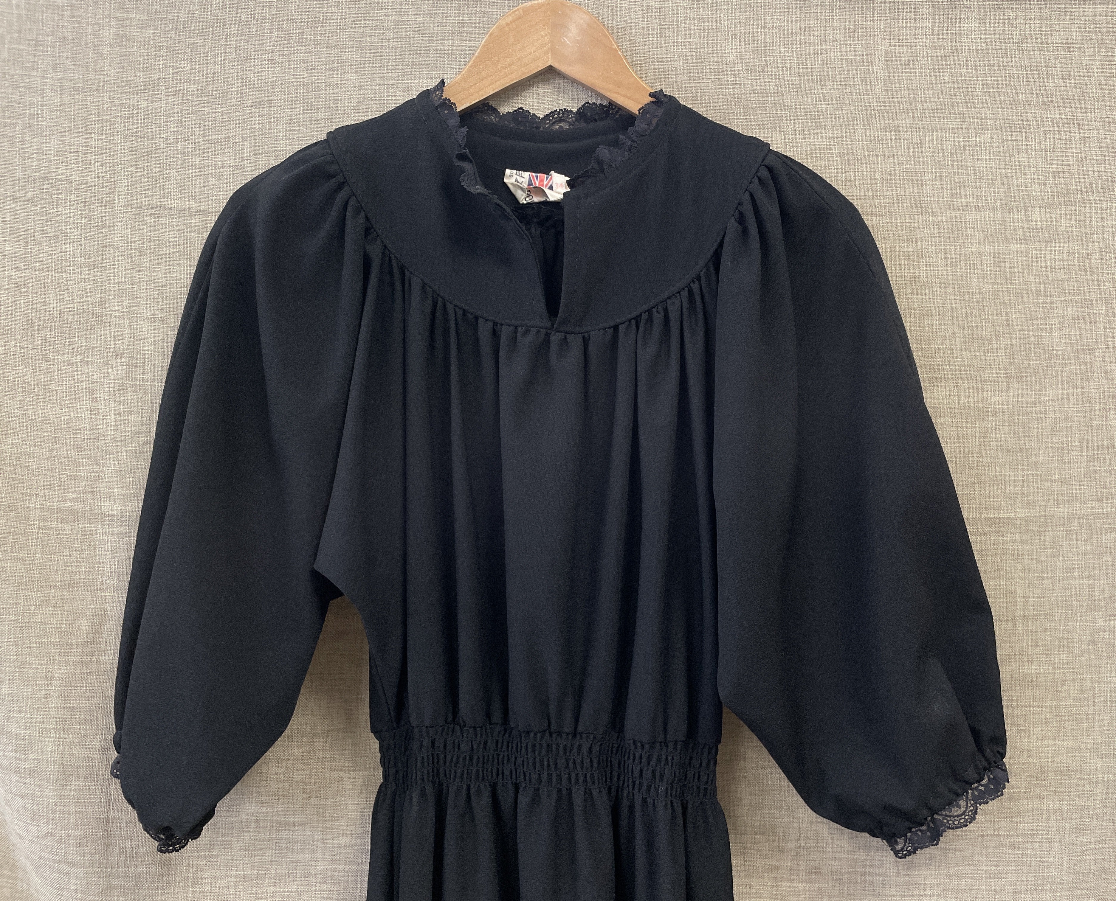 Vintage 1980s Black Crepe Batwing Lace Trim Dress Size 34 UK 6-8 - Image 2