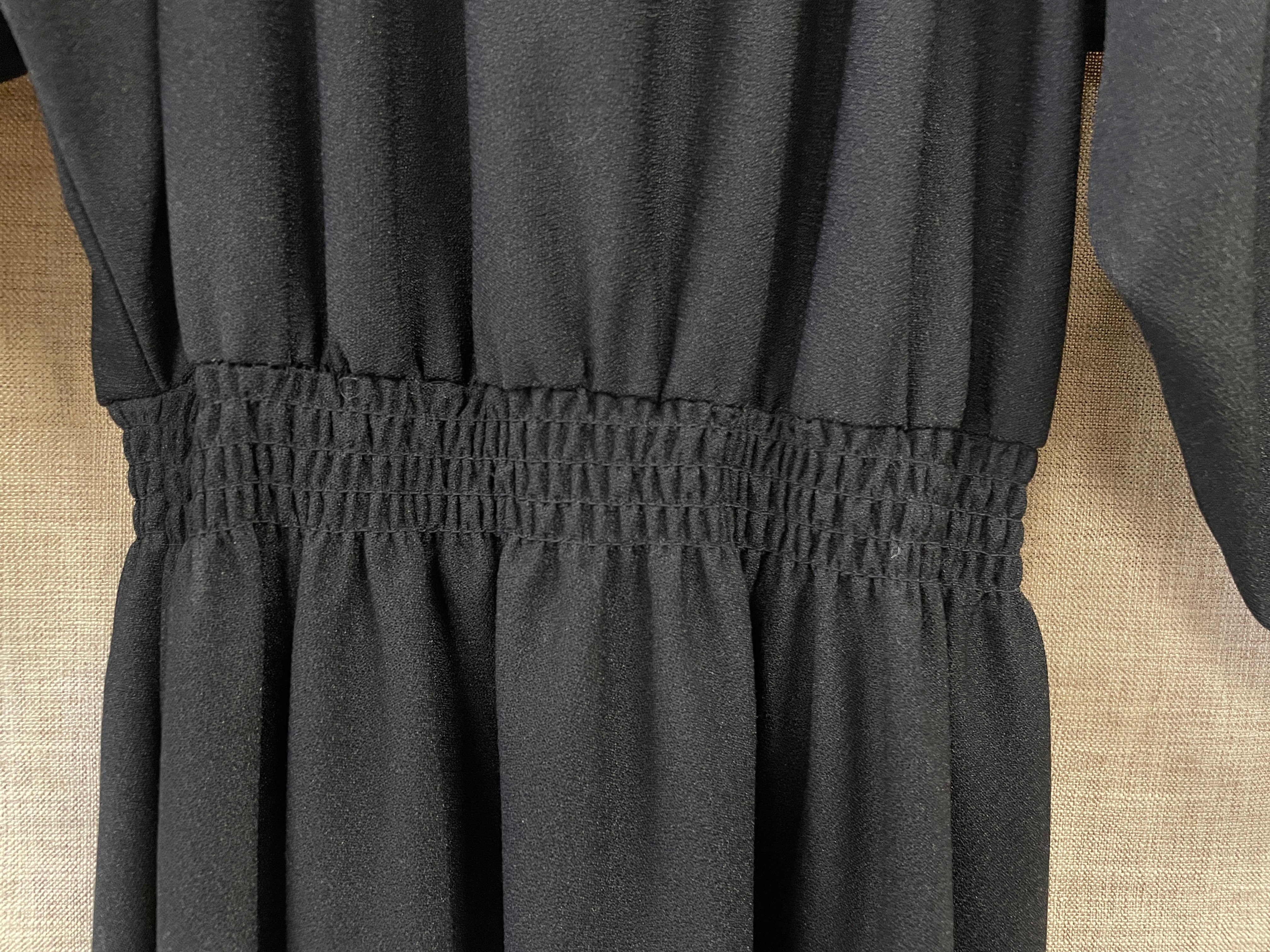Vintage 1980s Black Crepe Batwing Lace Trim Dress Size 34 UK 6-8 - Image 4