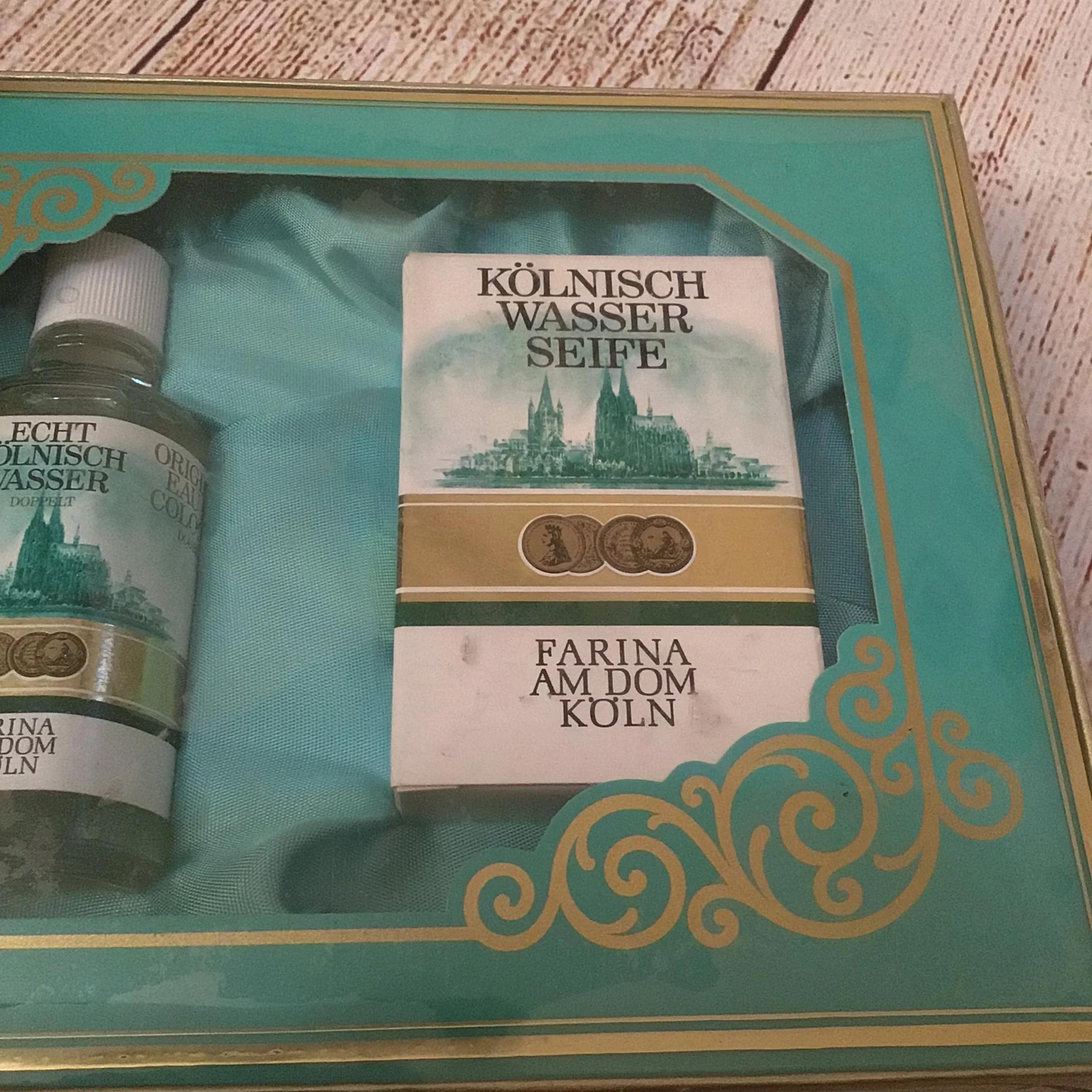 Vintage Echt Kolnisch Wasser - Cologne & Soap Gift Set - Image 3