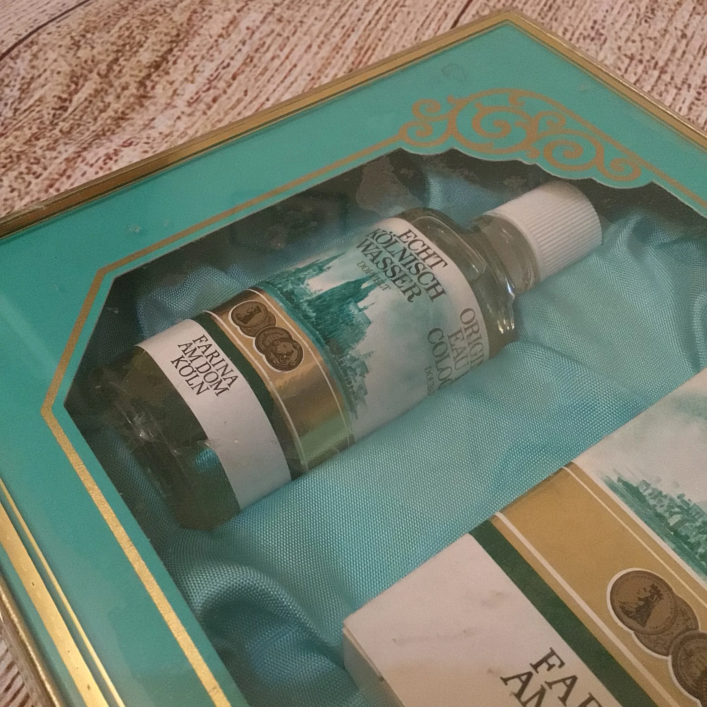 Vintage Echt Kolnisch Wasser - Cologne & Soap Gift Set - Image 7