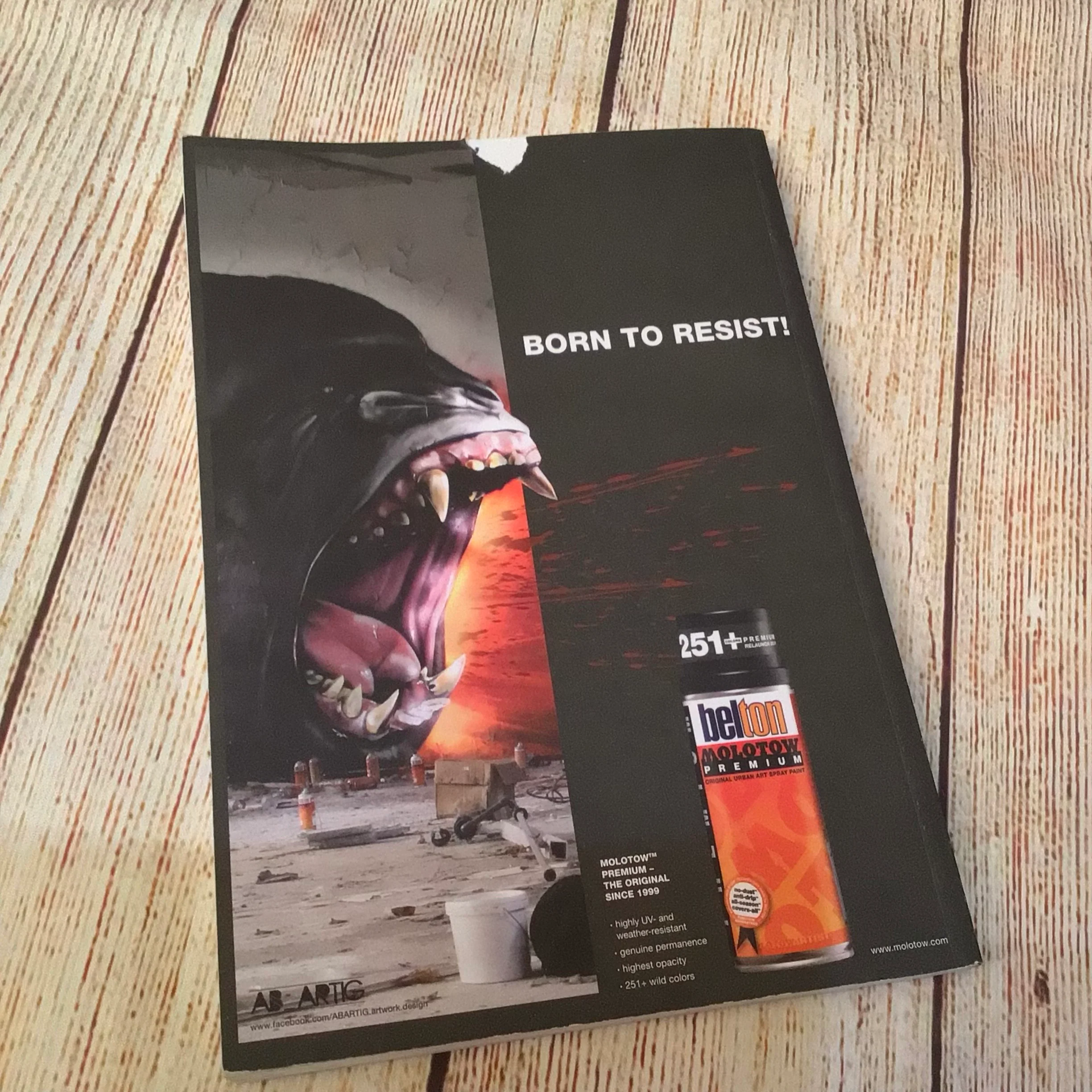 VNA ‘Very Nearly Almost’ Magazine Issue No.30, Futura 2015 - Image 3