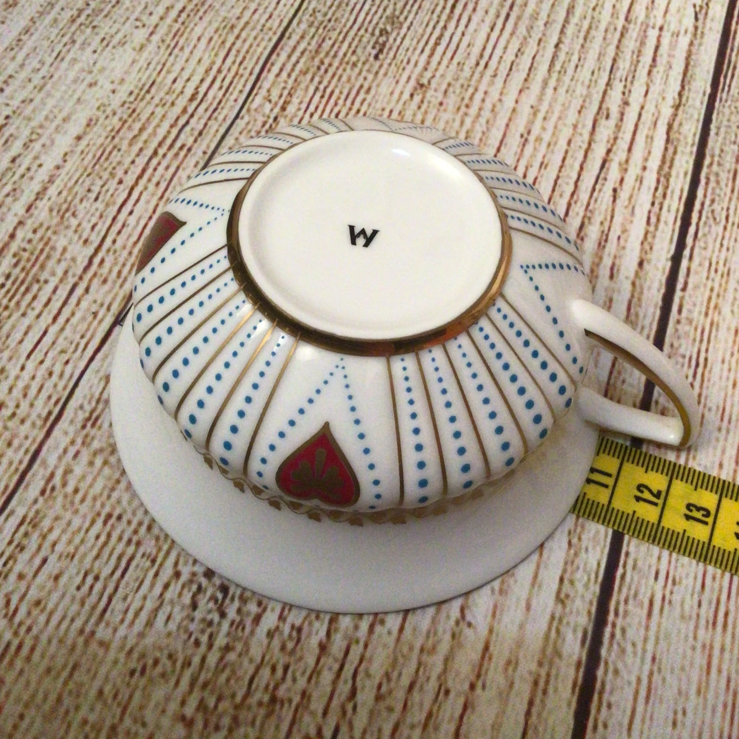 Wedgwood Harlequin Collection - Queen of Hearts Teacup & Saucer Set (in box) - Image 8