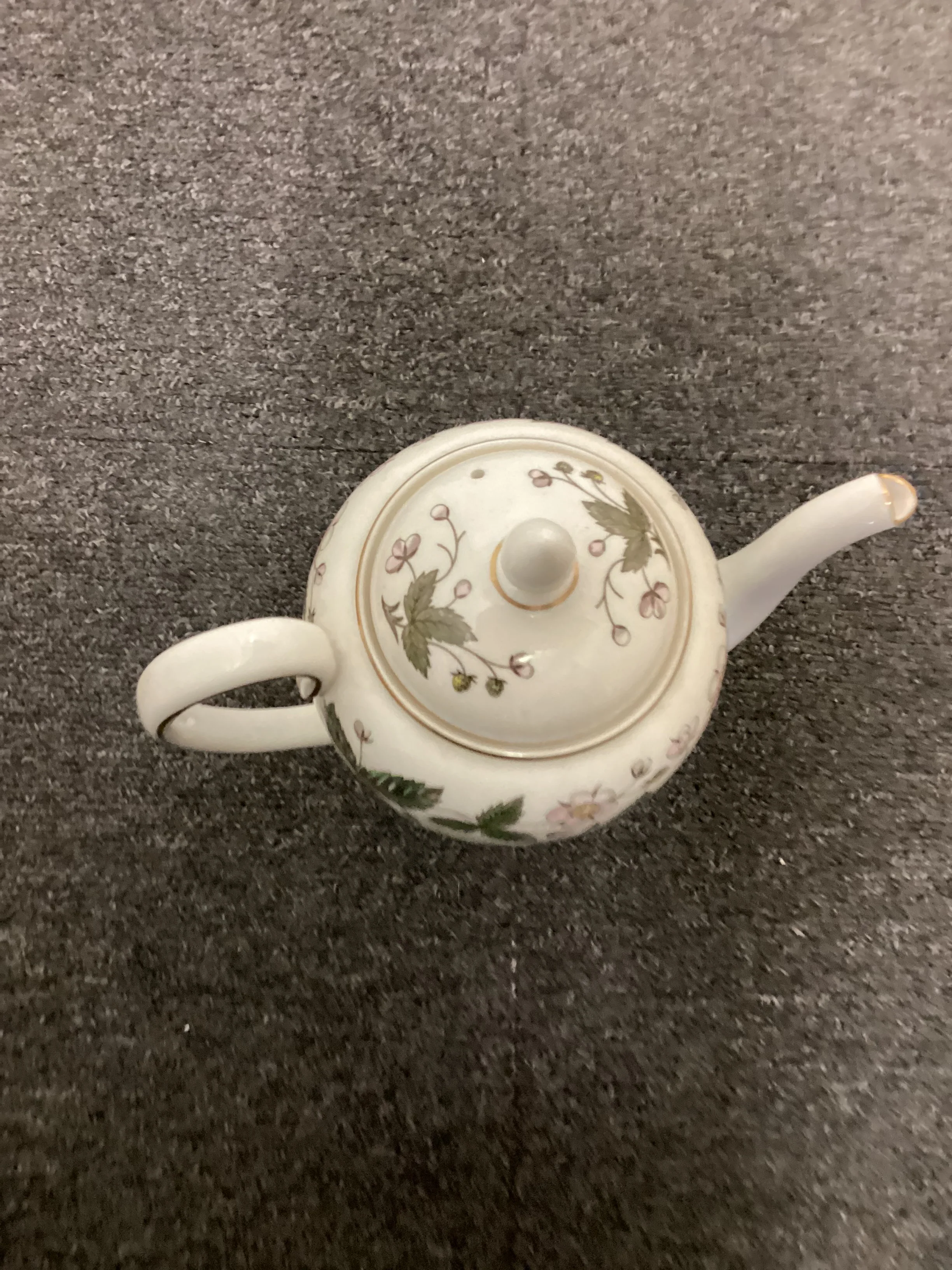 Wedgwood Strawberry Hill Coffee Pot - Bone China - Image 2