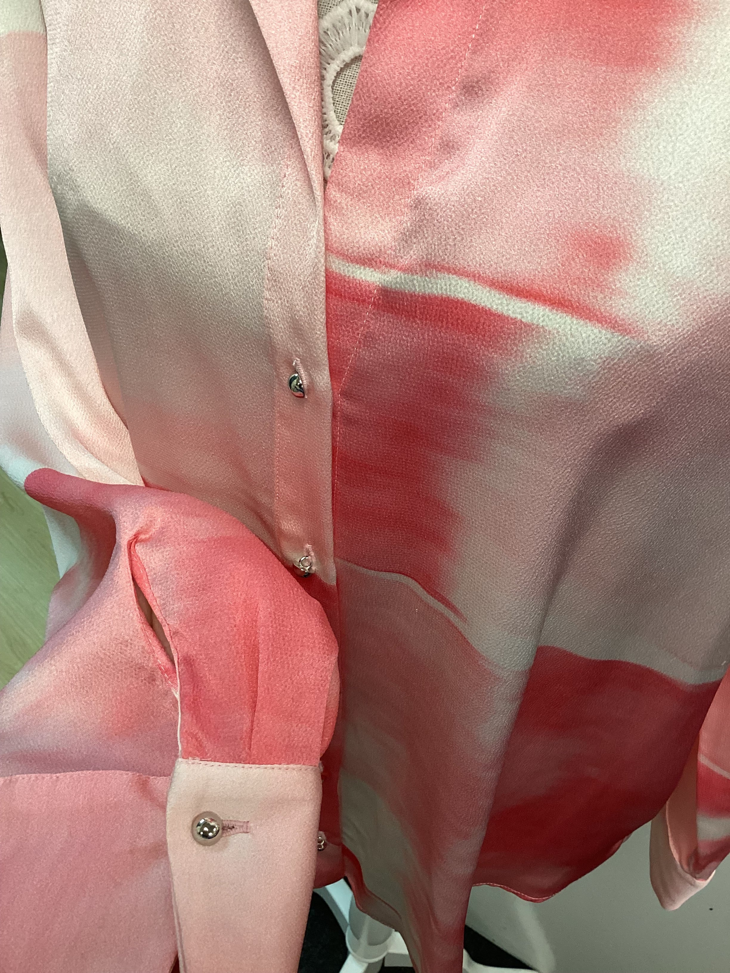 BNWT Women’s Pink Zara Blouse - Size L - Image 3